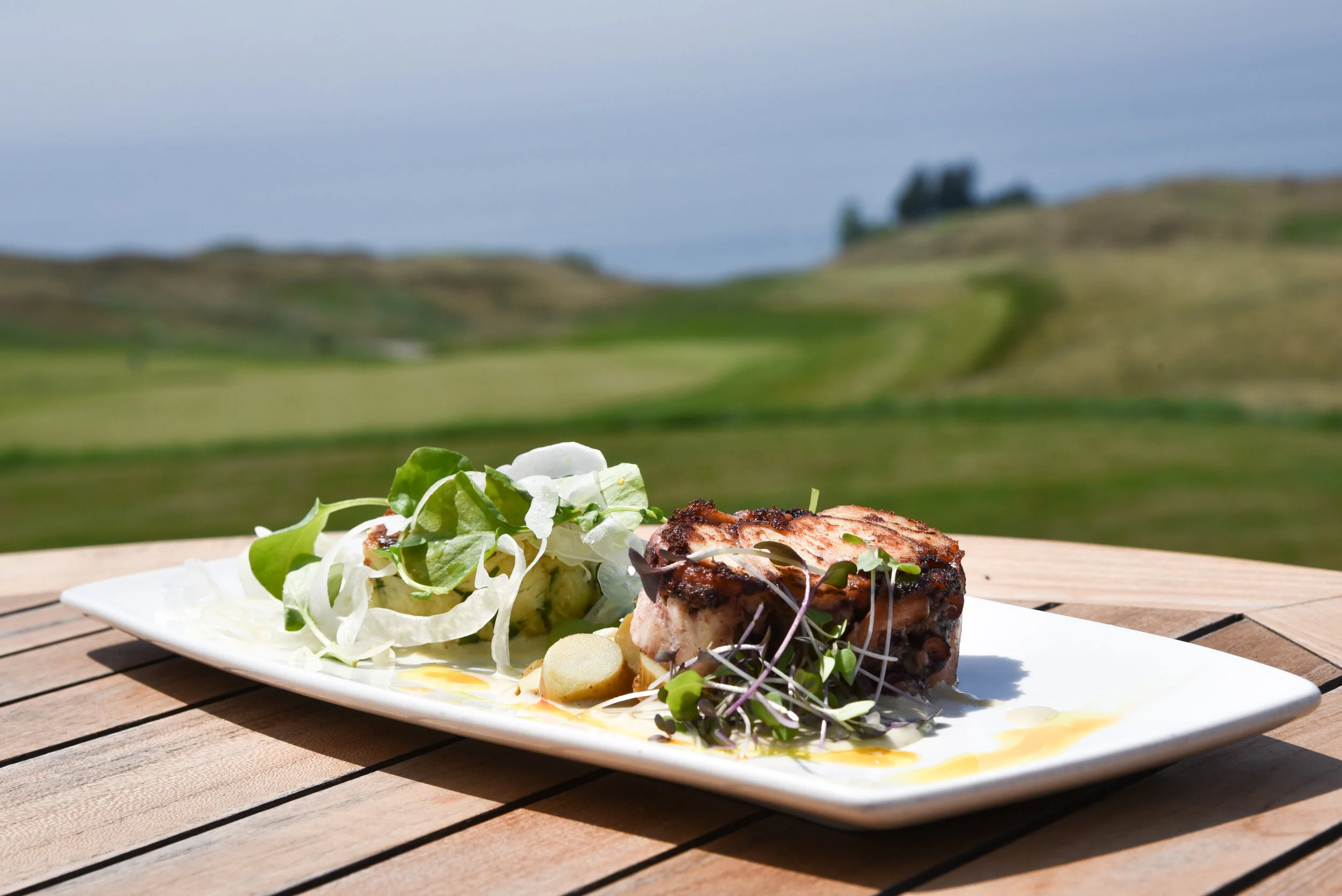 The Dining Room at Arcadia Bluffs