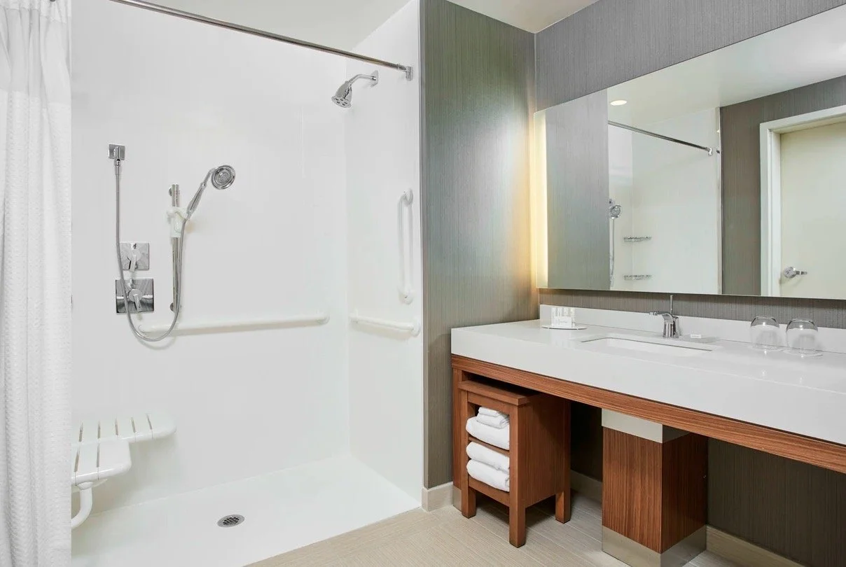 Courtyard by Marriott Erie Bayfront
