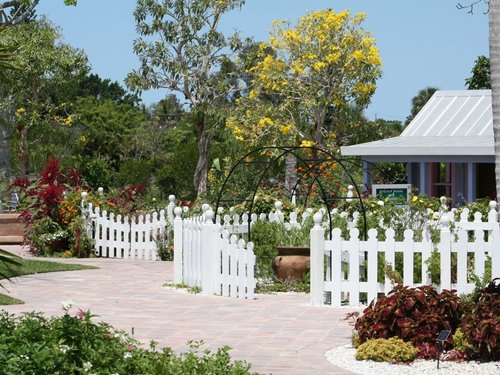 Naples Botanical Garden — children's garden