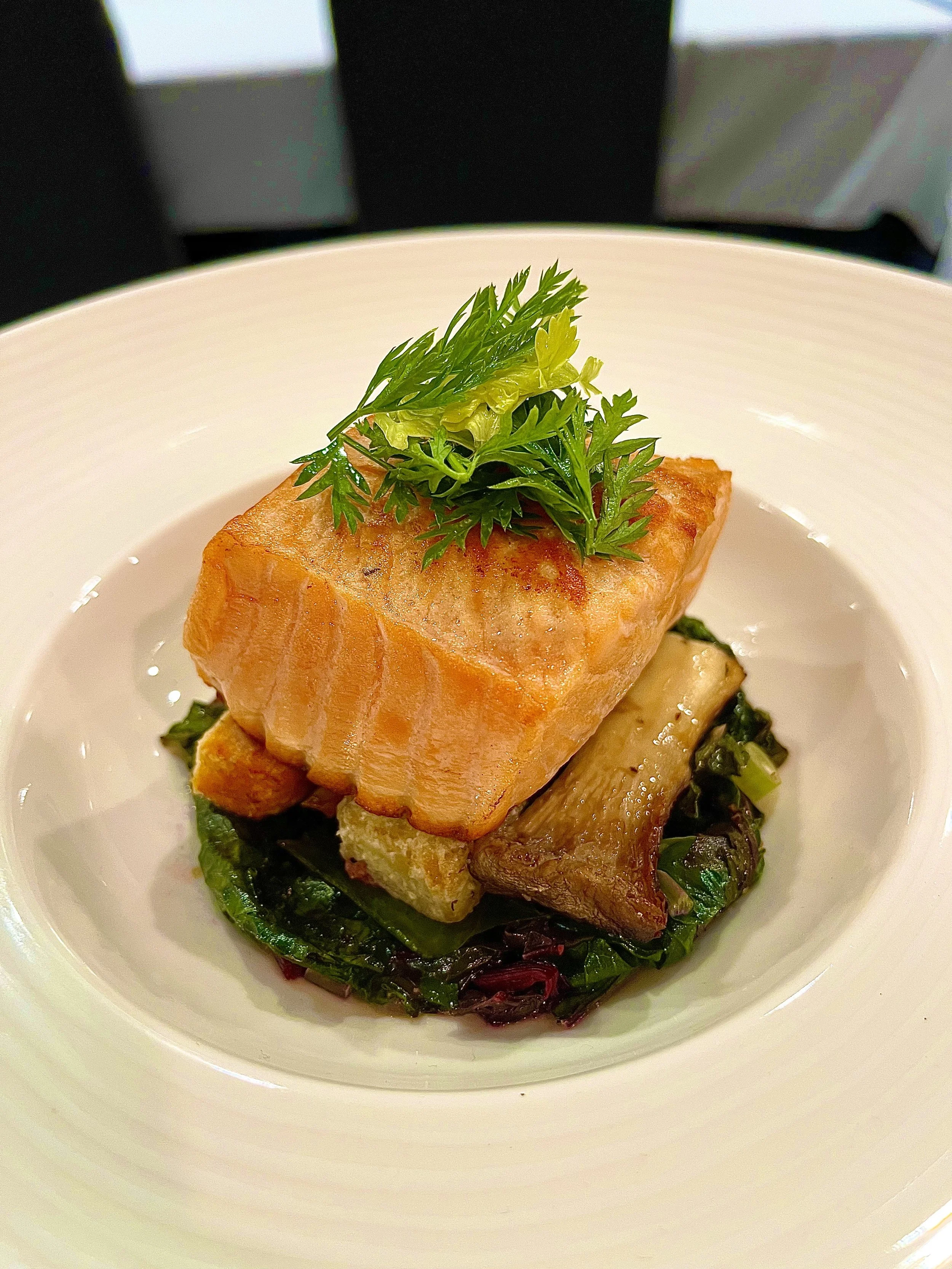 21 North Eatery &amp; Cellar