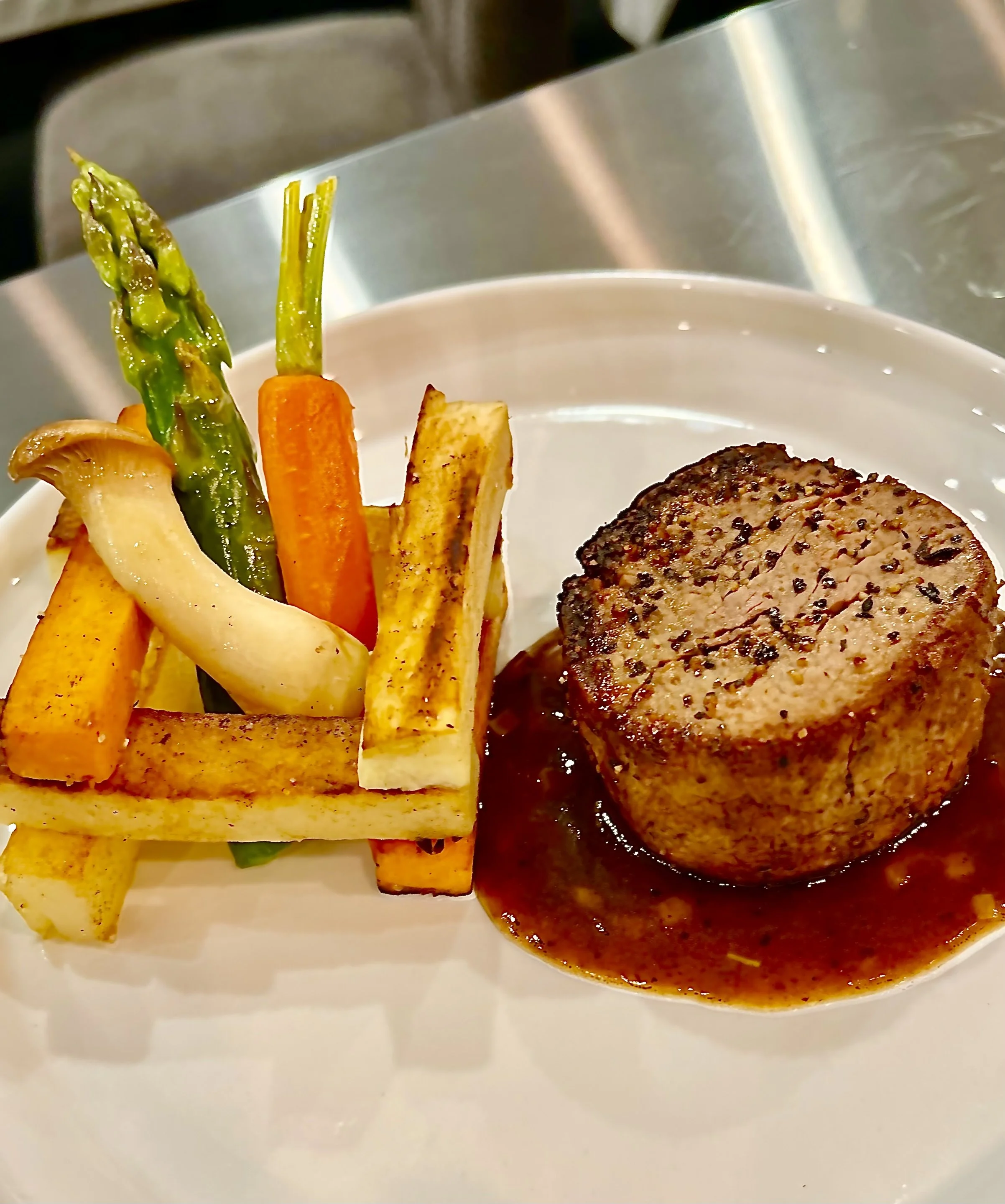 21 North Eatery &amp; Cellar