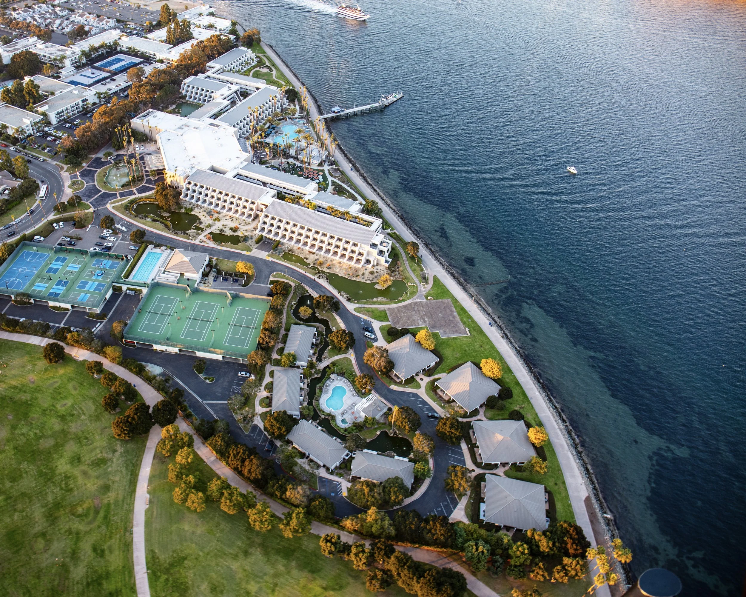 Coronado Island Marriott Resort &amp; Spa