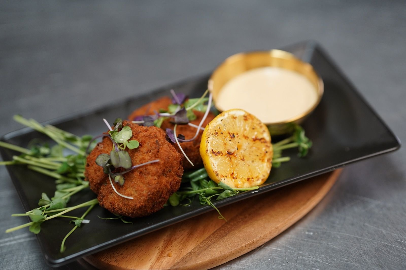 Oasis Bar & Bistro