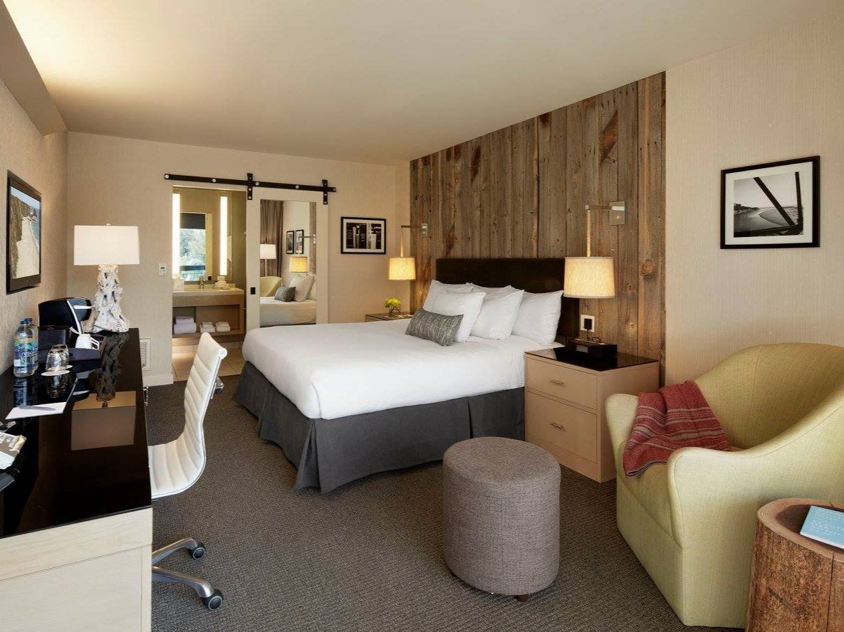 Hotel Paradox, Autograph Collection