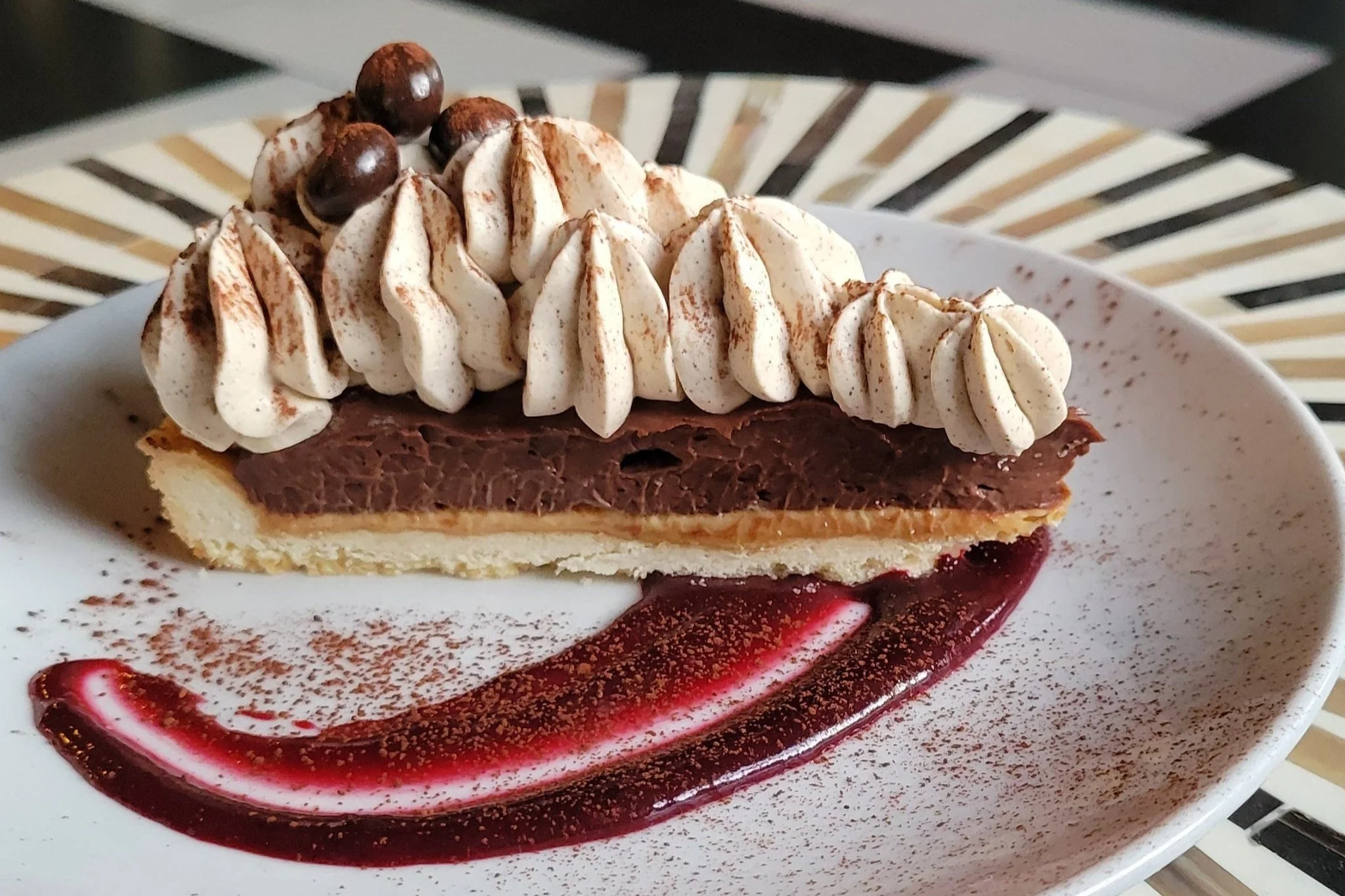 VIM Dining &amp; Desserts
