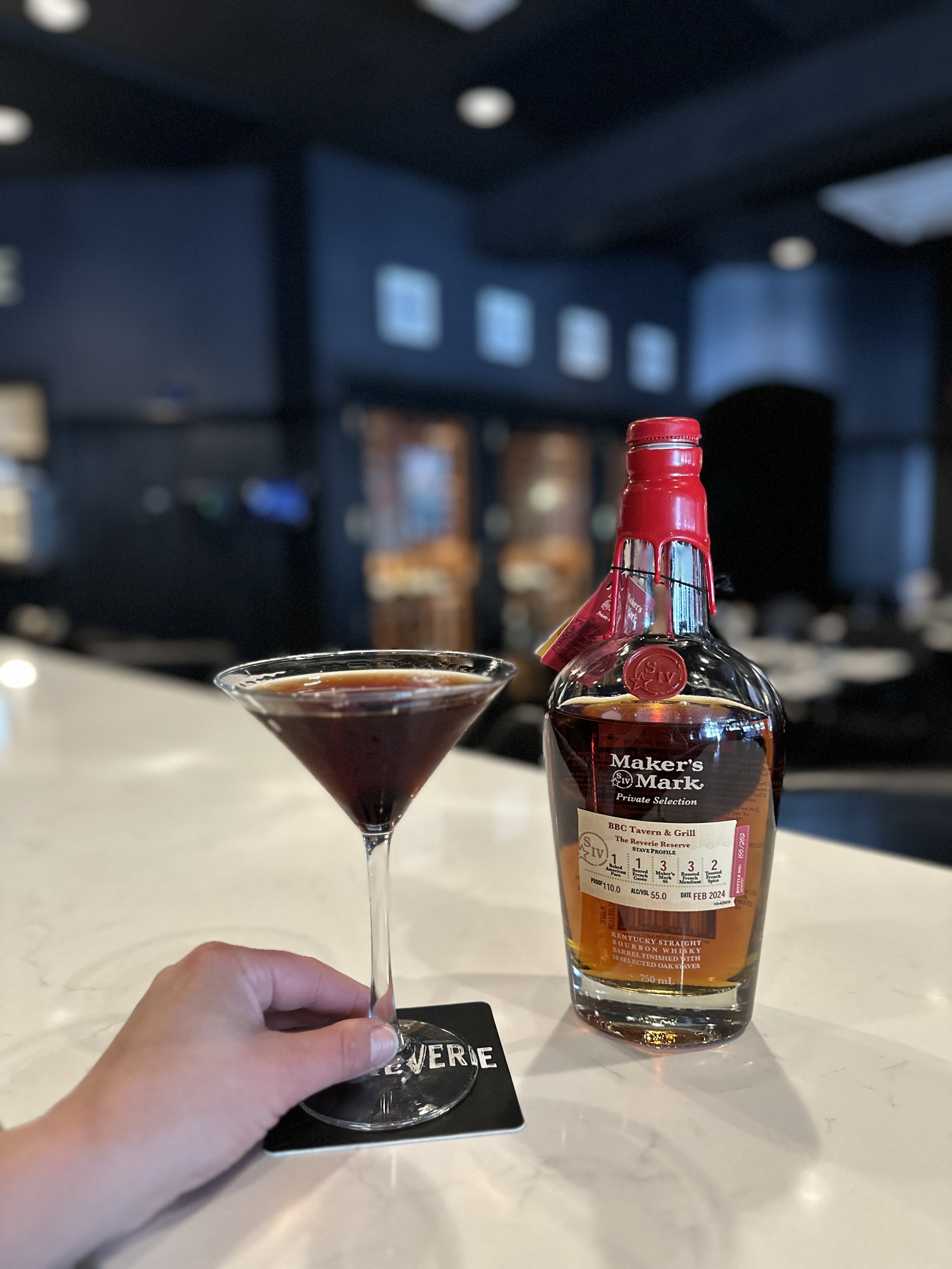 BAR REVERIE