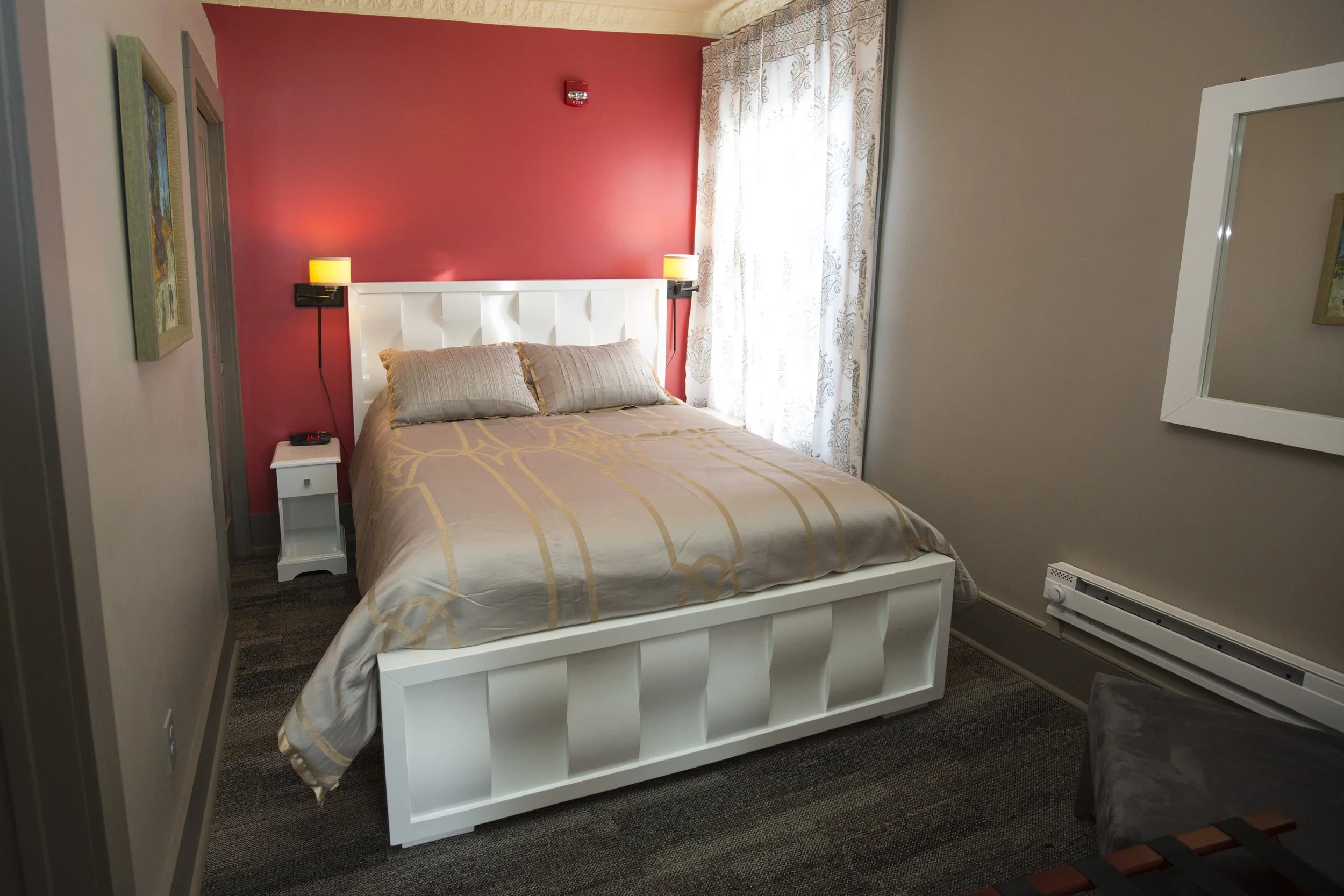 Dodici Night Suites