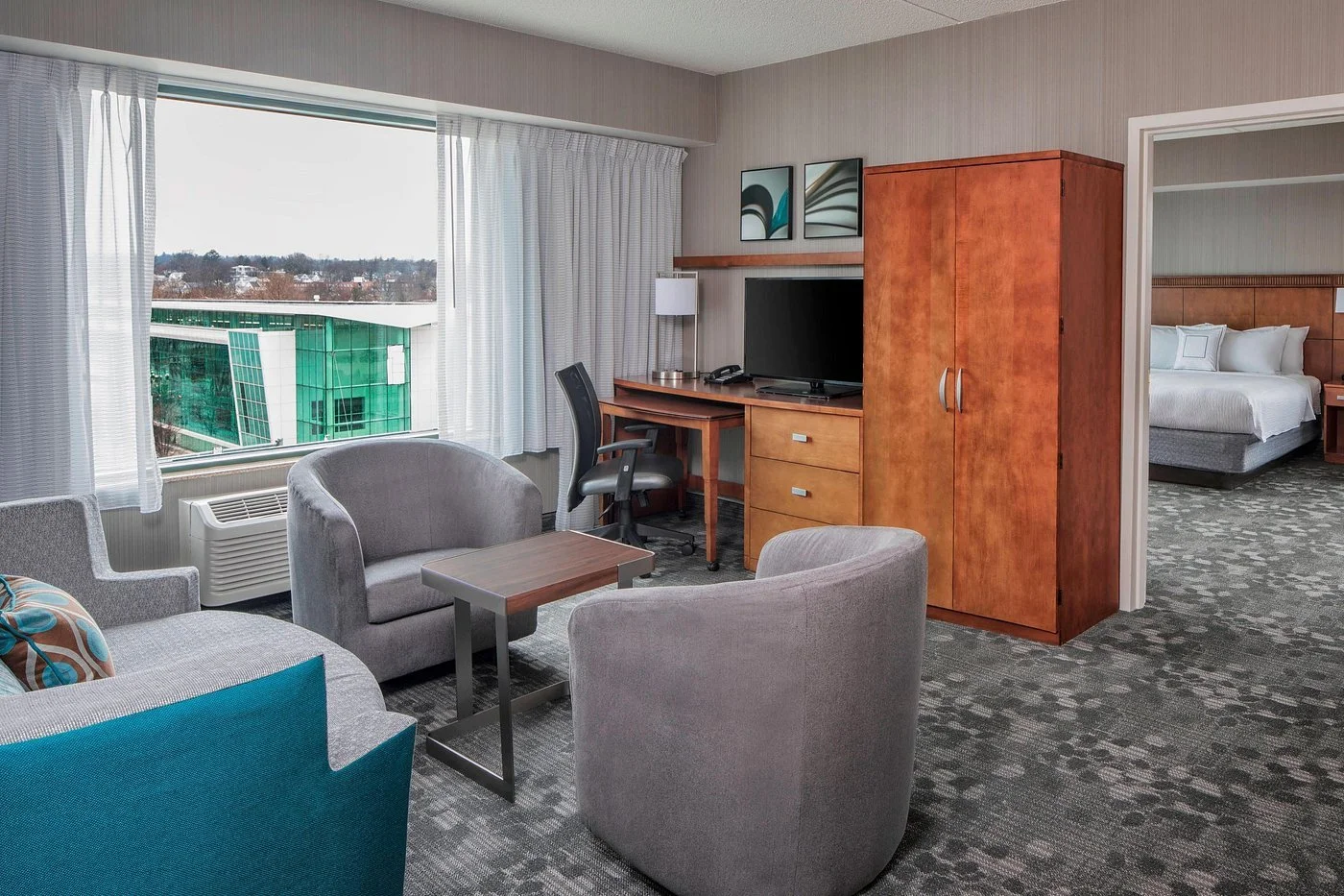 Courtyard By Marriott Stamford Downtown