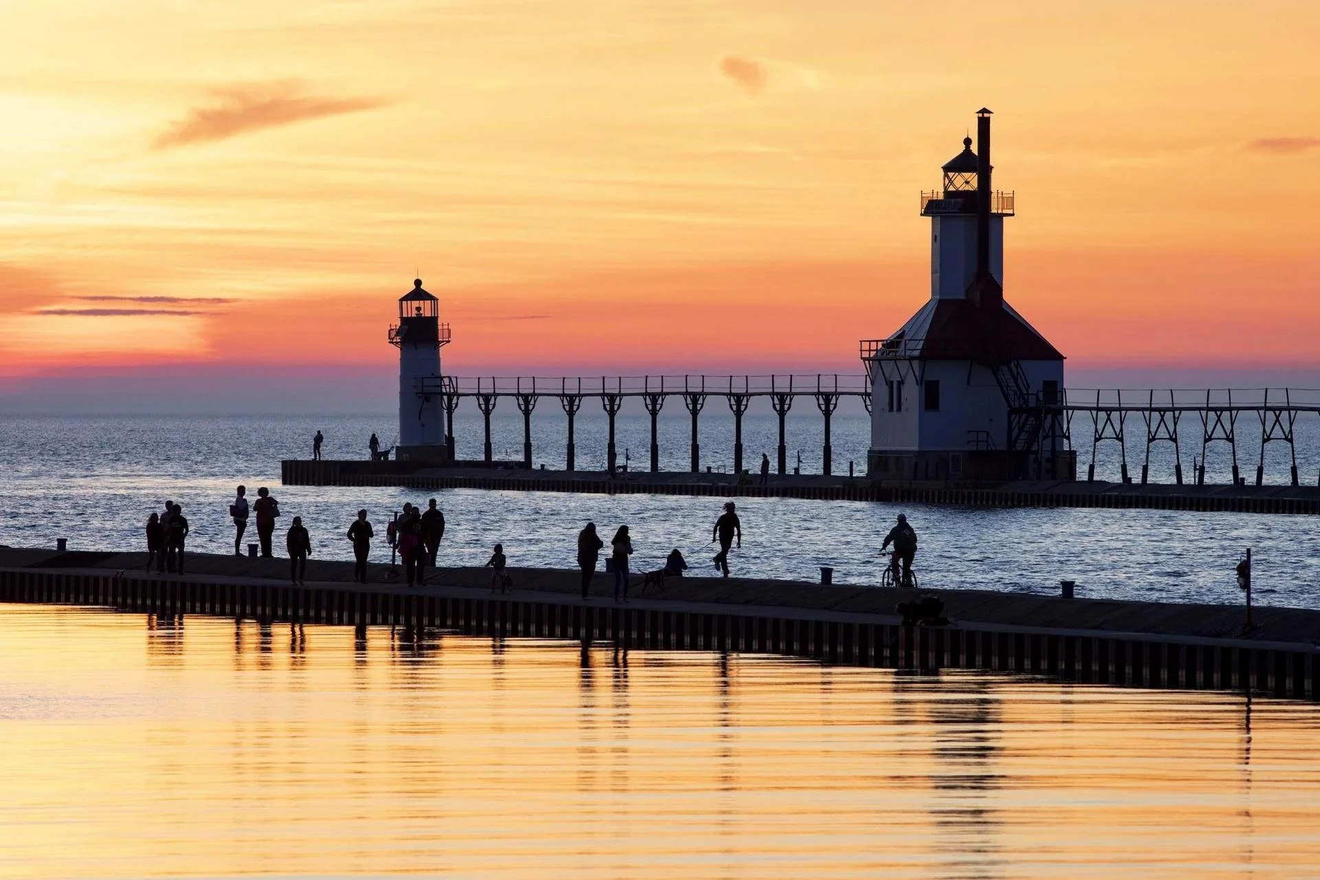 Your Weekend Getaway to St. Joseph, Michigan: Official Travel Guide