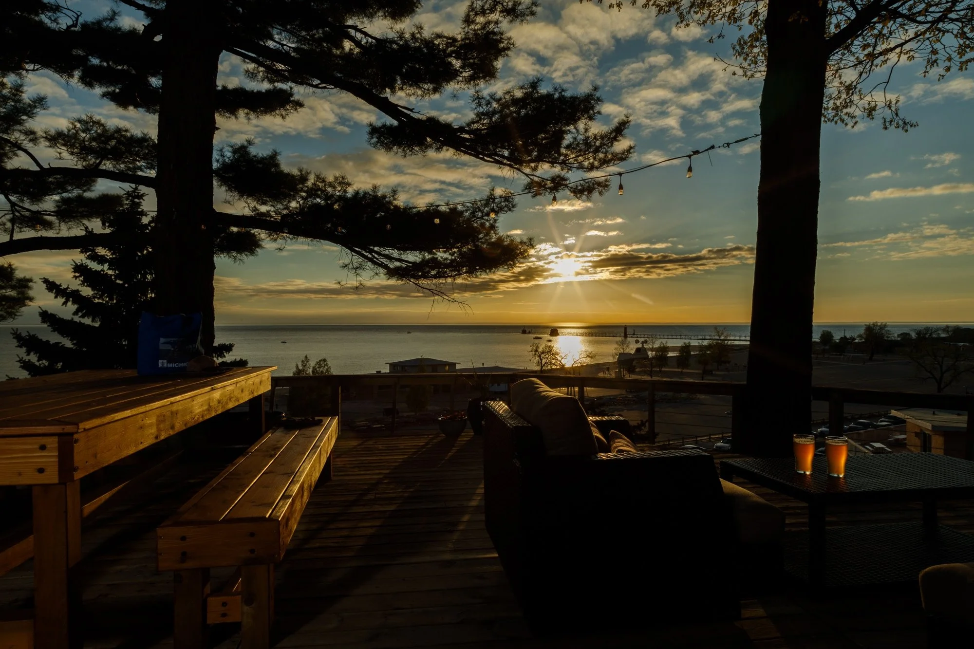  Looking Glass Beachfront Inn in Grand Haven, Michigan 