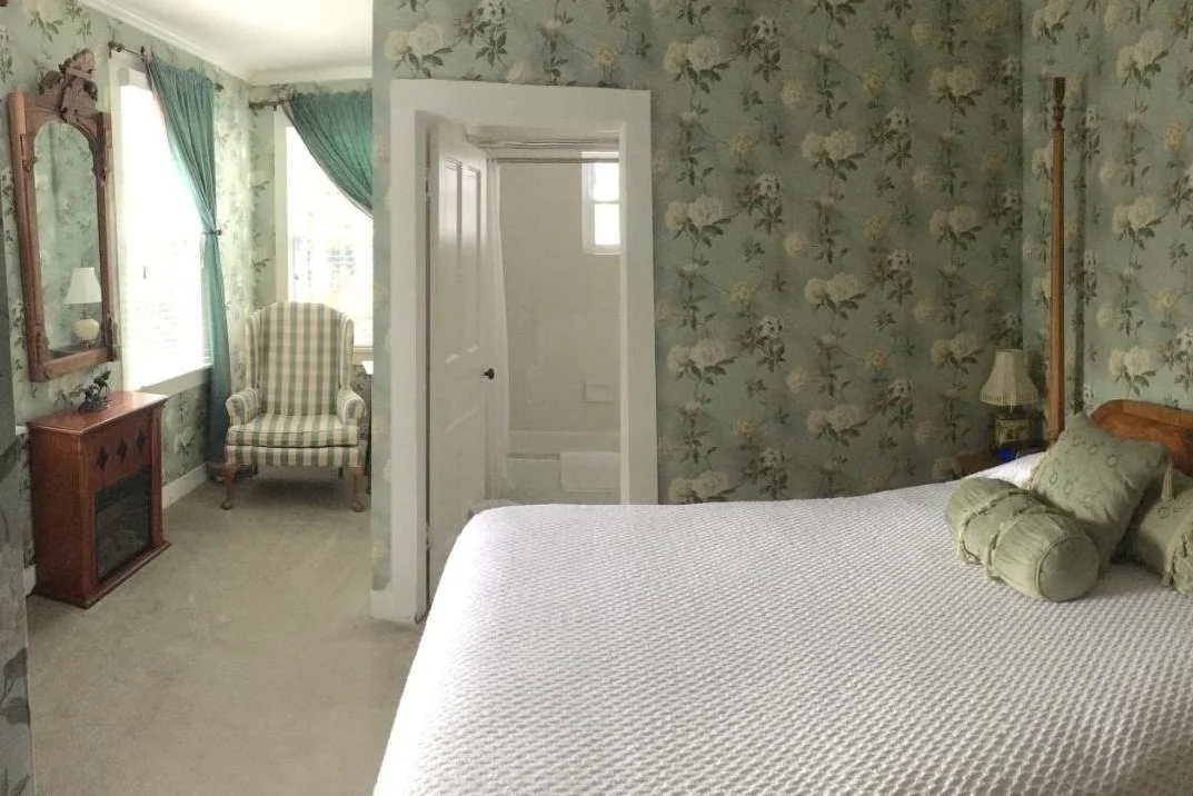 Maplewood Hotel