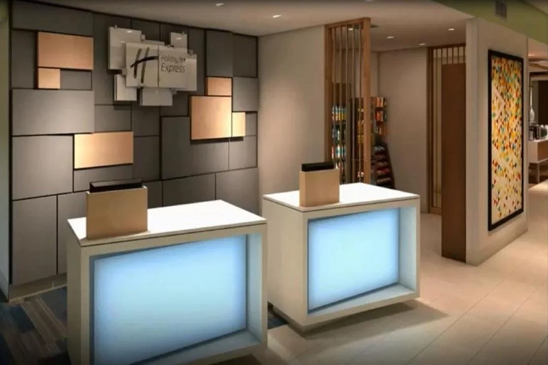Holiday Inn Express &amp; Suites, an IHG Hotel