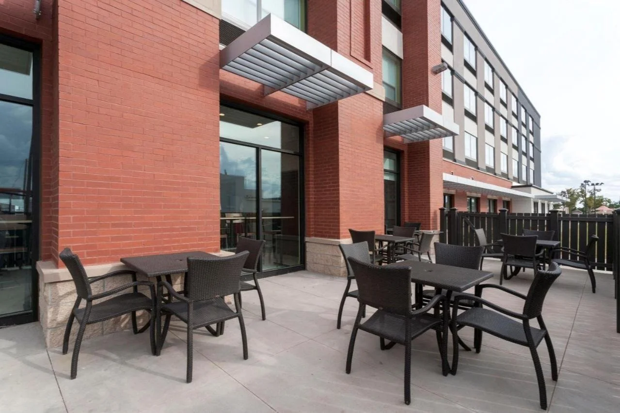 Holiday Inn Express &amp; Suites, an IHG Hotel