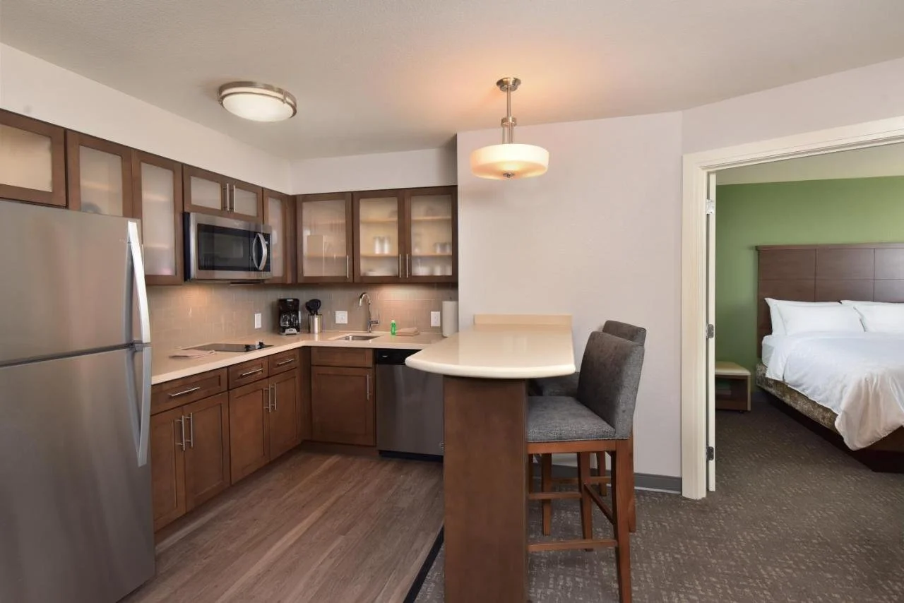   Staybridge Suites - Lake Delton, an IHG Hotel  