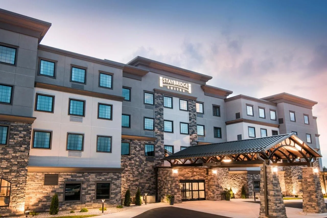   Staybridge Suites - Lake Delton, an IHG Hotel  