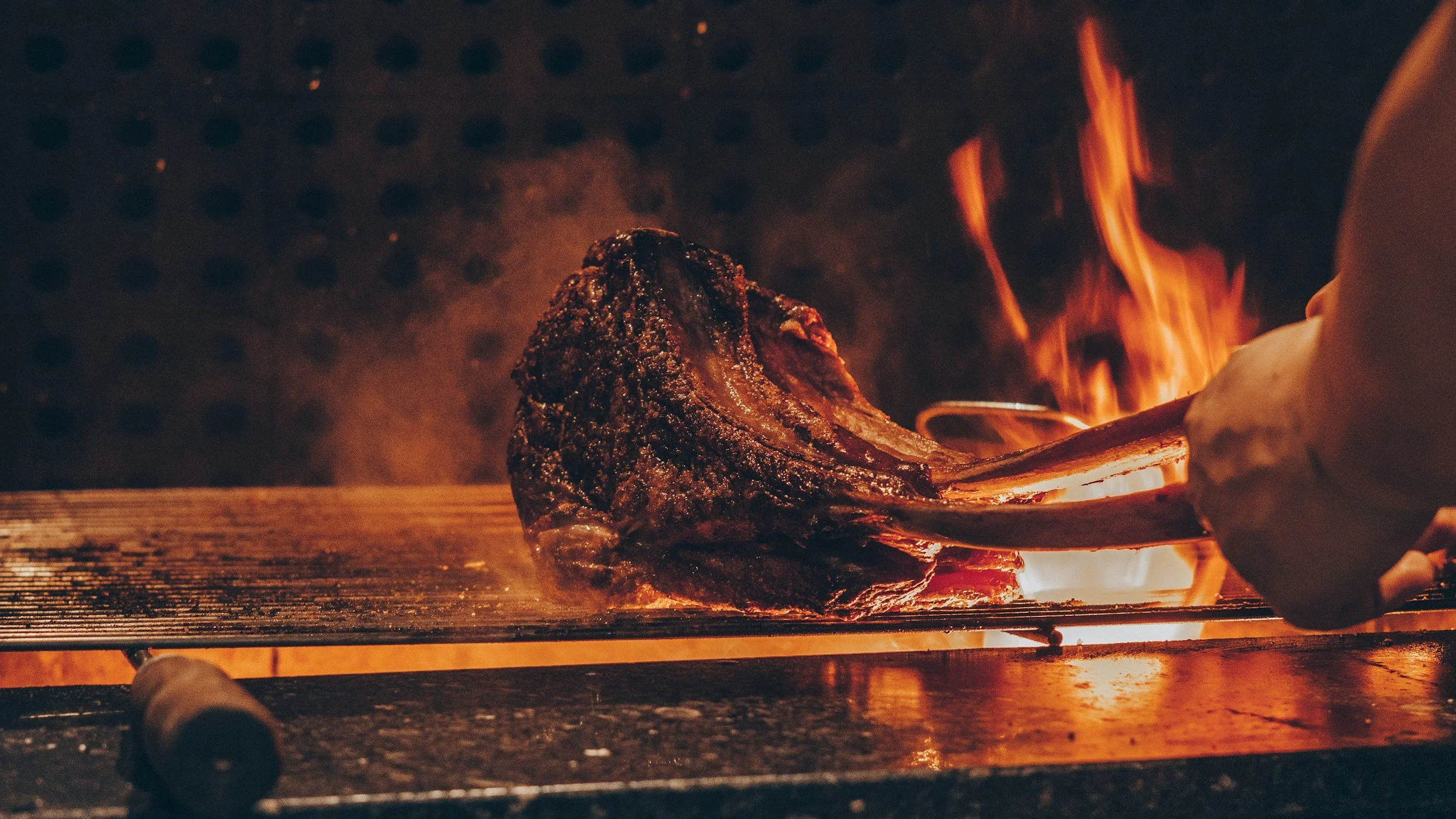 The Best BBQ Restaurants in Every U.S. State: 2025 Editor's Picks!