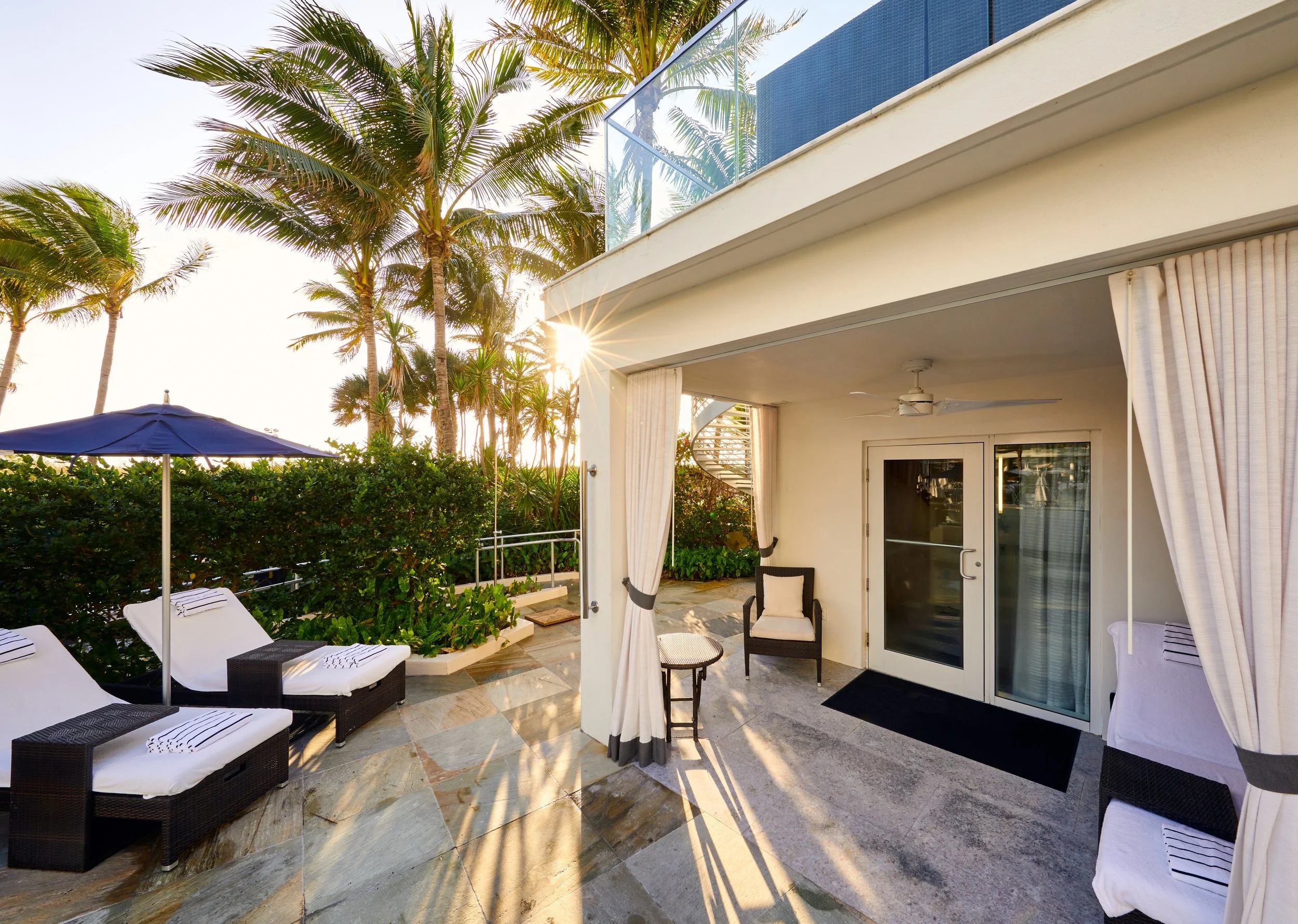  Loews Miami Beach Hotel 