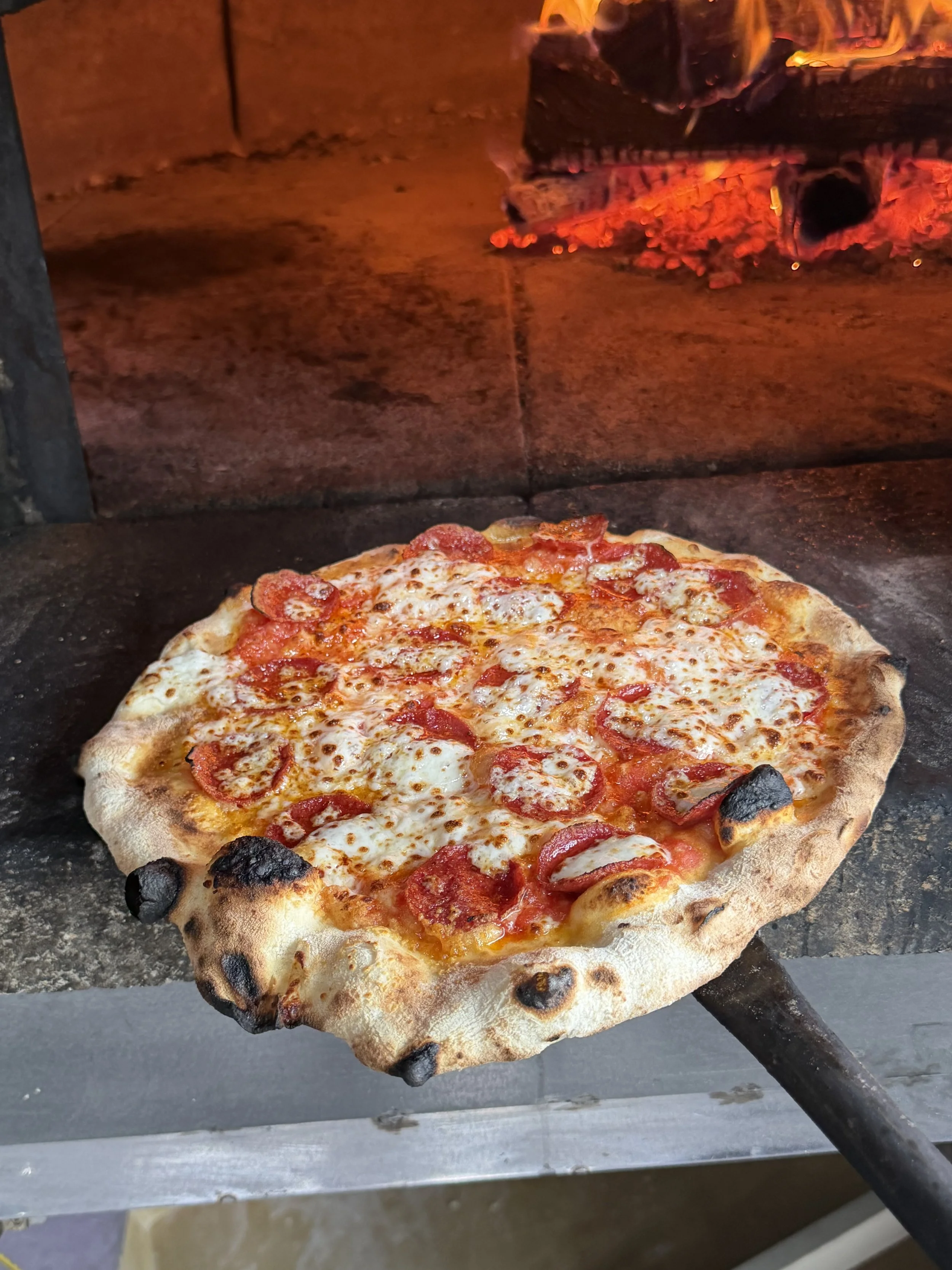 TRU Pizza Truck Brings a Modern Artisan Pizza Experience to Minneapolis