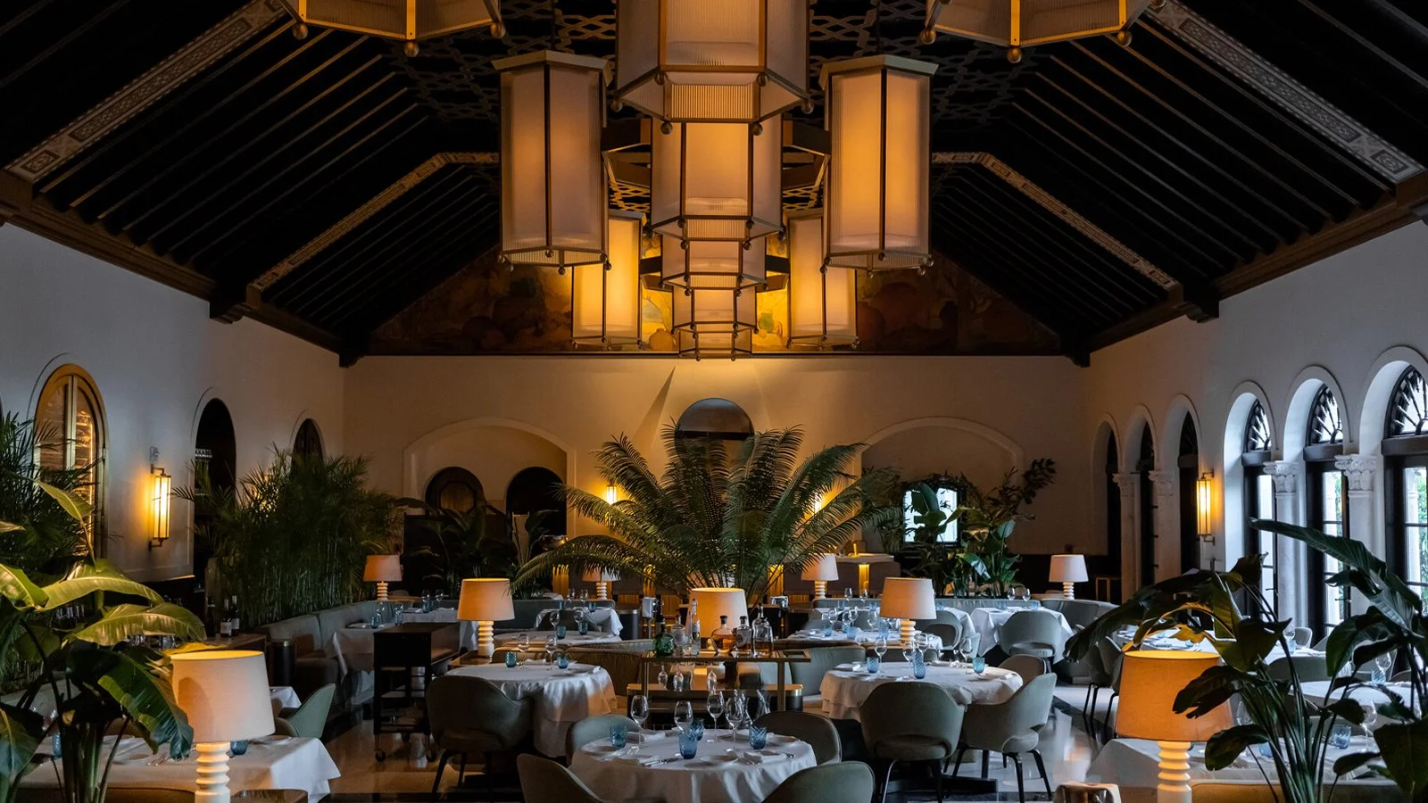 Four Seasons Hotel at The Surf Club Welcomes Michele Esposito as Executive Restaurant Chef of Lido