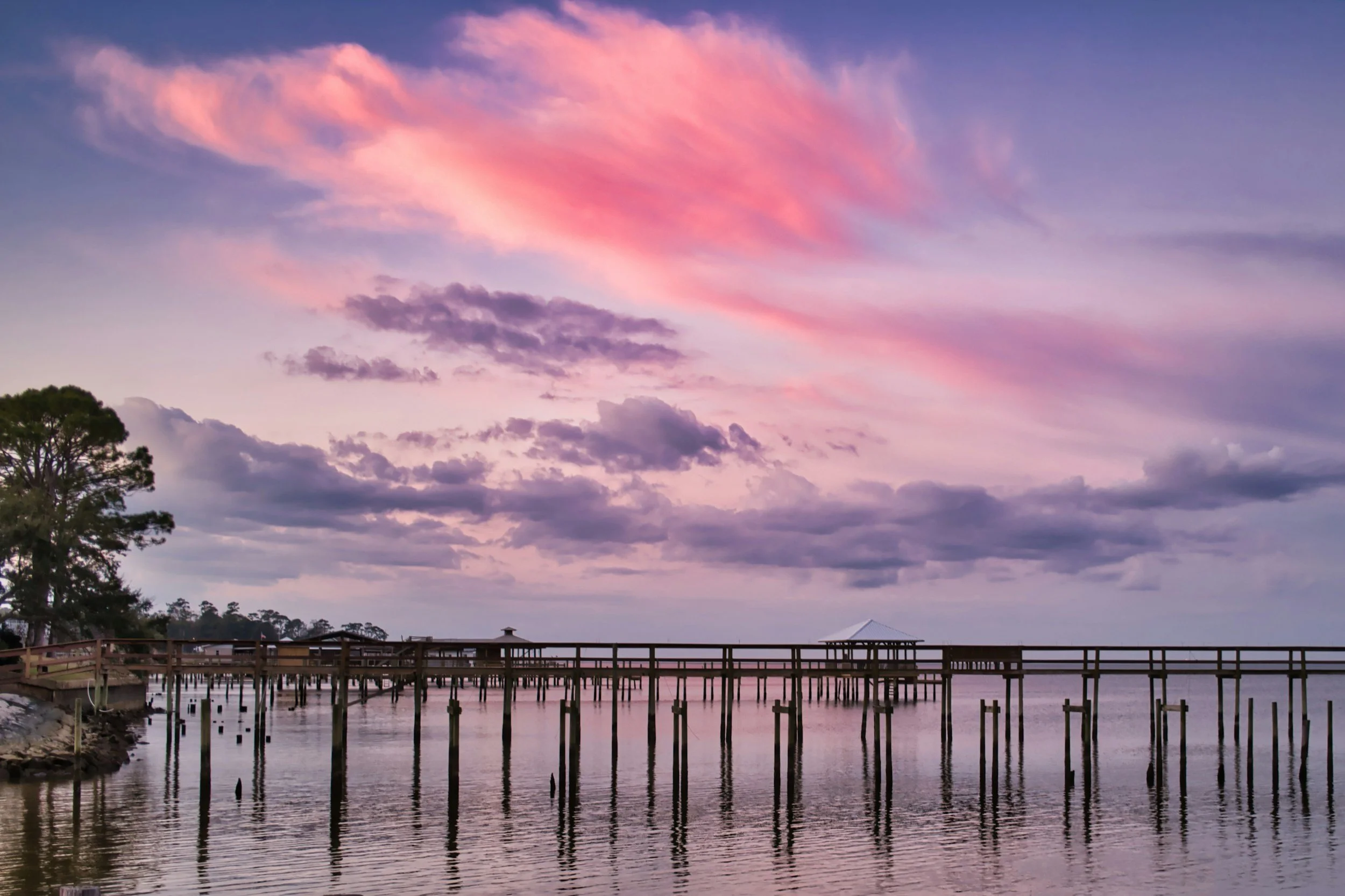 Why This Alabama Waterfront Town Is One of the South's Best Weekend Escapes