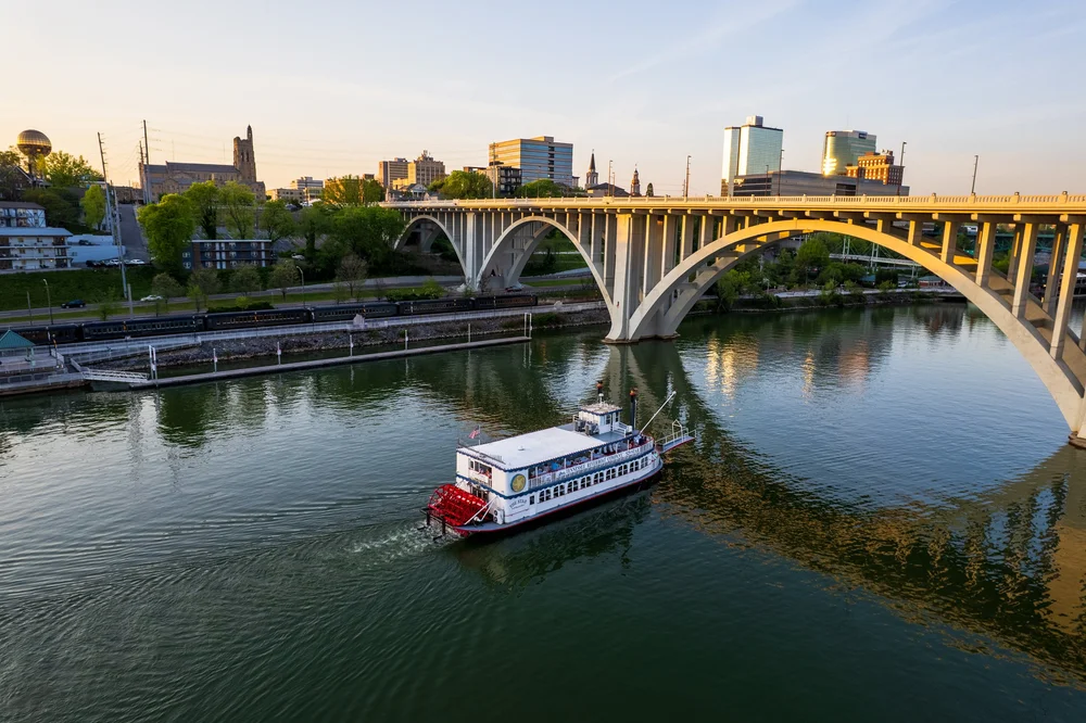 Knoxville, TN Travel Guide: Things To Do, Where To Eat, And Where To ...