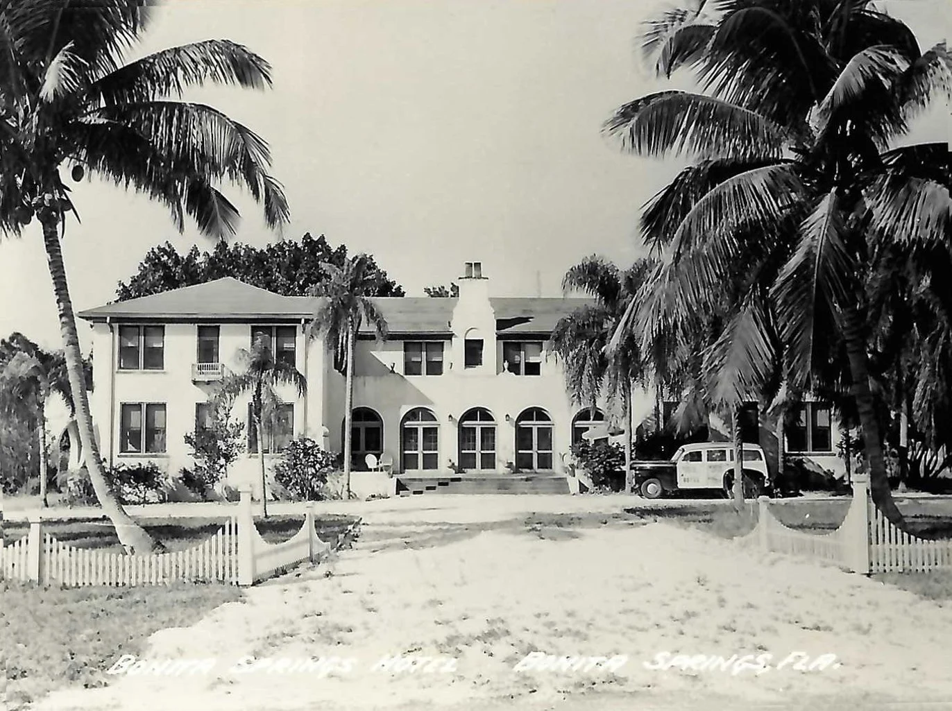 Shangri-La Springs in the 1940s, when it was known as Villa Bonita