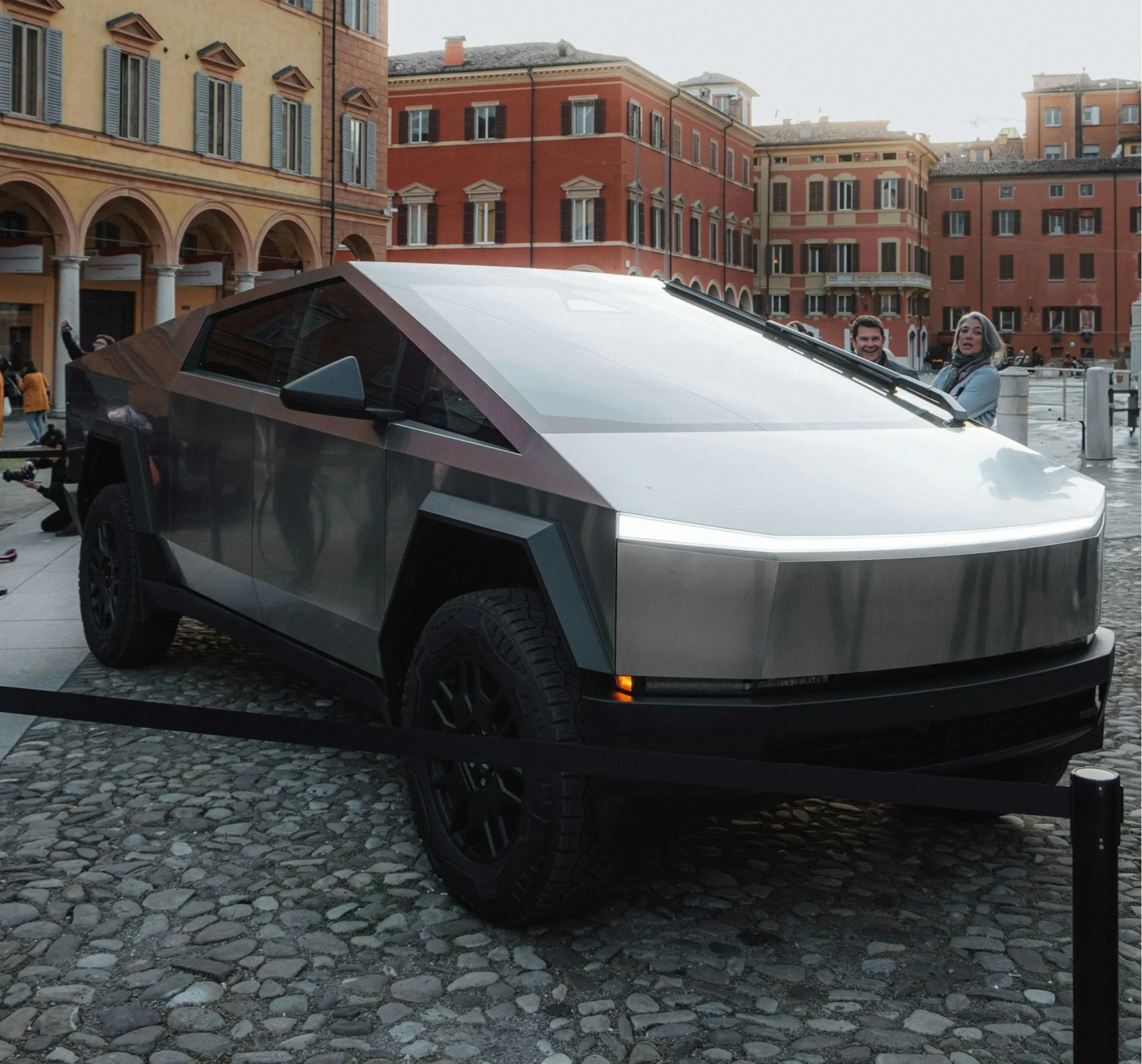 free tesla cybertruck