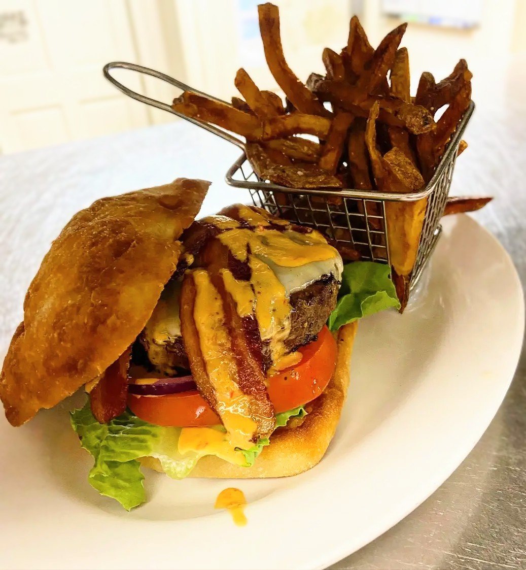 dredge-restaurant-irvington-virginia