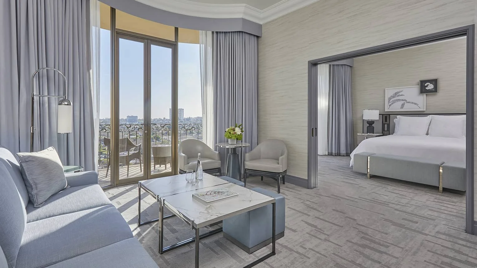 hotels kamala harris stays at while traveling