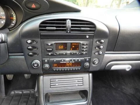 2002-porsche-911-carrera-2dr-cabriolet (43).jpg