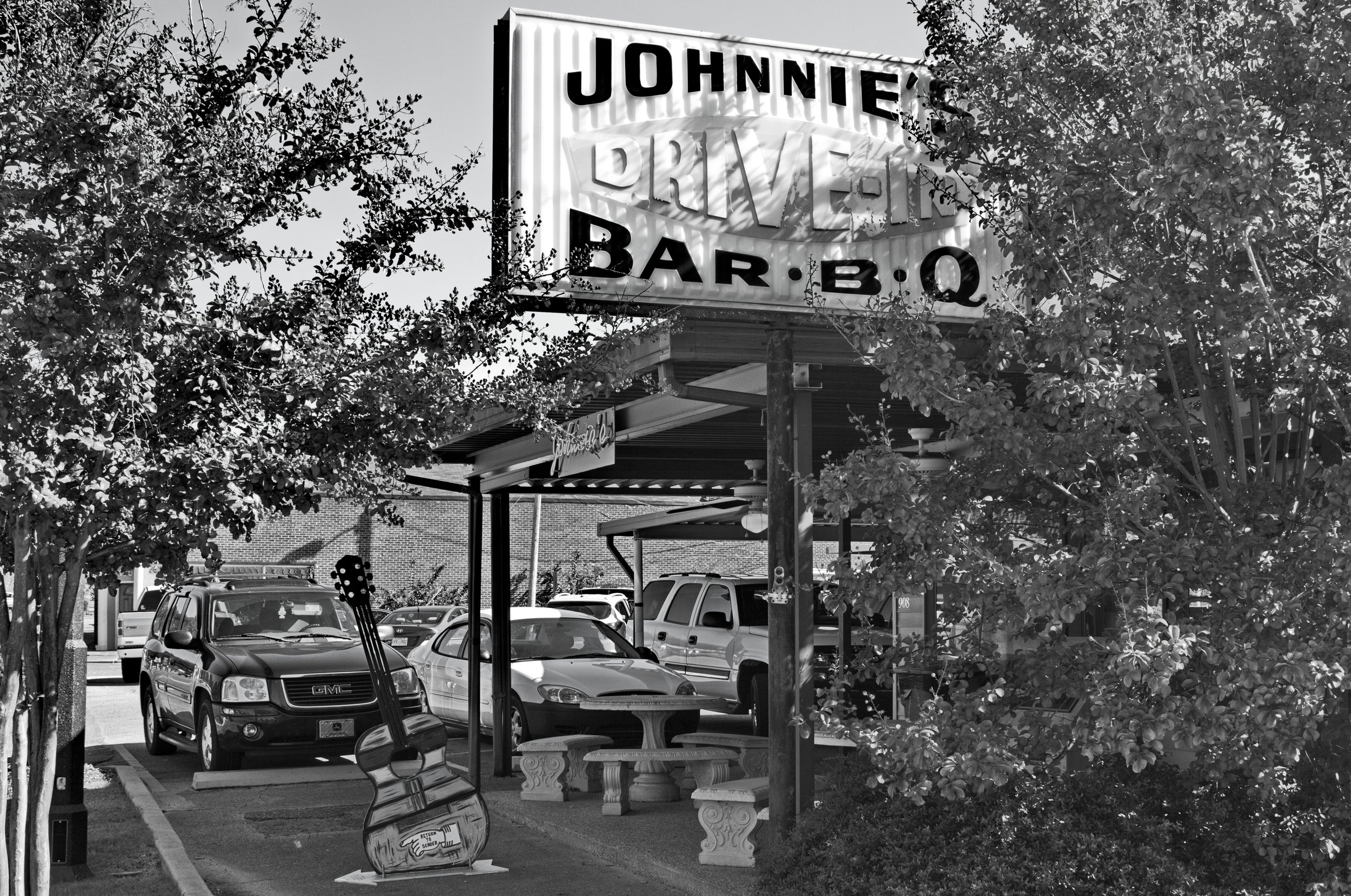 Johnnie's Drive-in