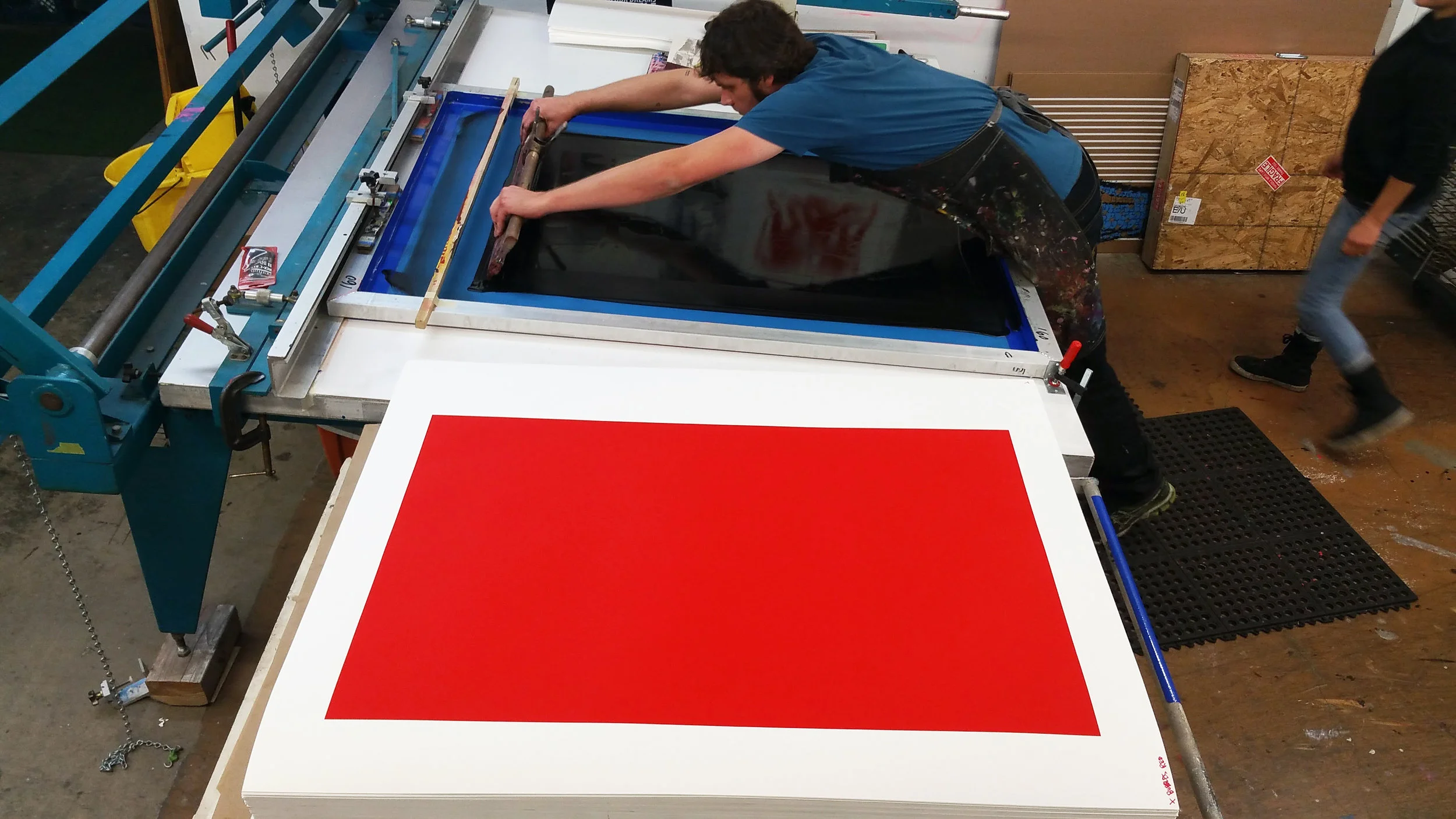 Master Printer & Owner of Serio Press, Tony Clough, working on a Cleon Peterson print using Coventry Rag. 