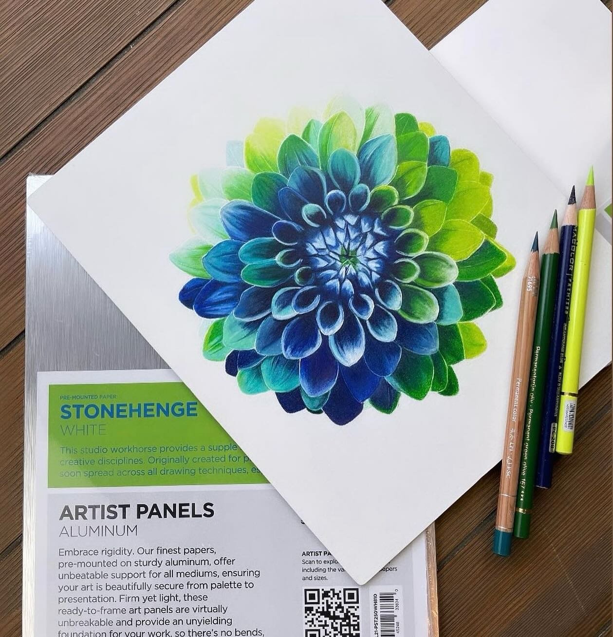 @jennifermorrisonart drawing a Dahlia on our new Stonehenge Artist Panel! 🌼 

&ldquo;The aluminum panel made it so I could draw directly on my desk which isn&rsquo;t a smooth surface. The paper quality was great. Very similar to what I am used to wi