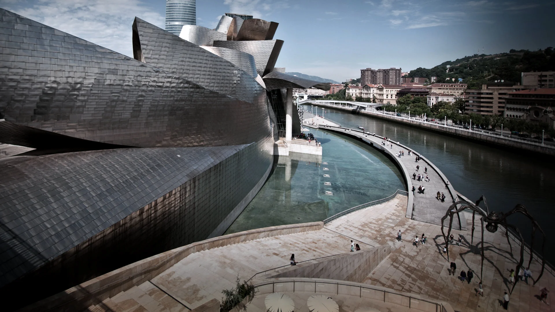<i>CULTURE</i>Frank Gehry
