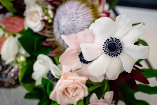 Matt Steeves Photography JetSetWed Sidney Berne Davis Art Center Fort Myers Weddings Kaleidoscope Floral_0016.jpg