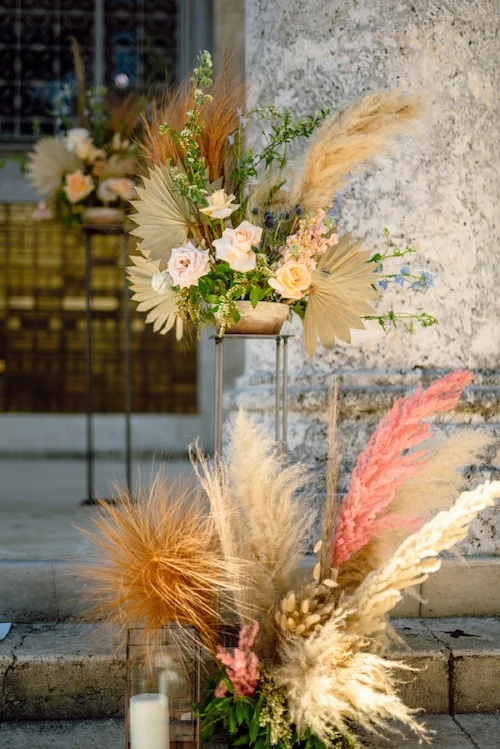 Matt Steeves Photography JetSetWed Sidney Berne Davis Art Center Fort Myers Weddings Kaleidoscope Floral Glambox_0013.jpg