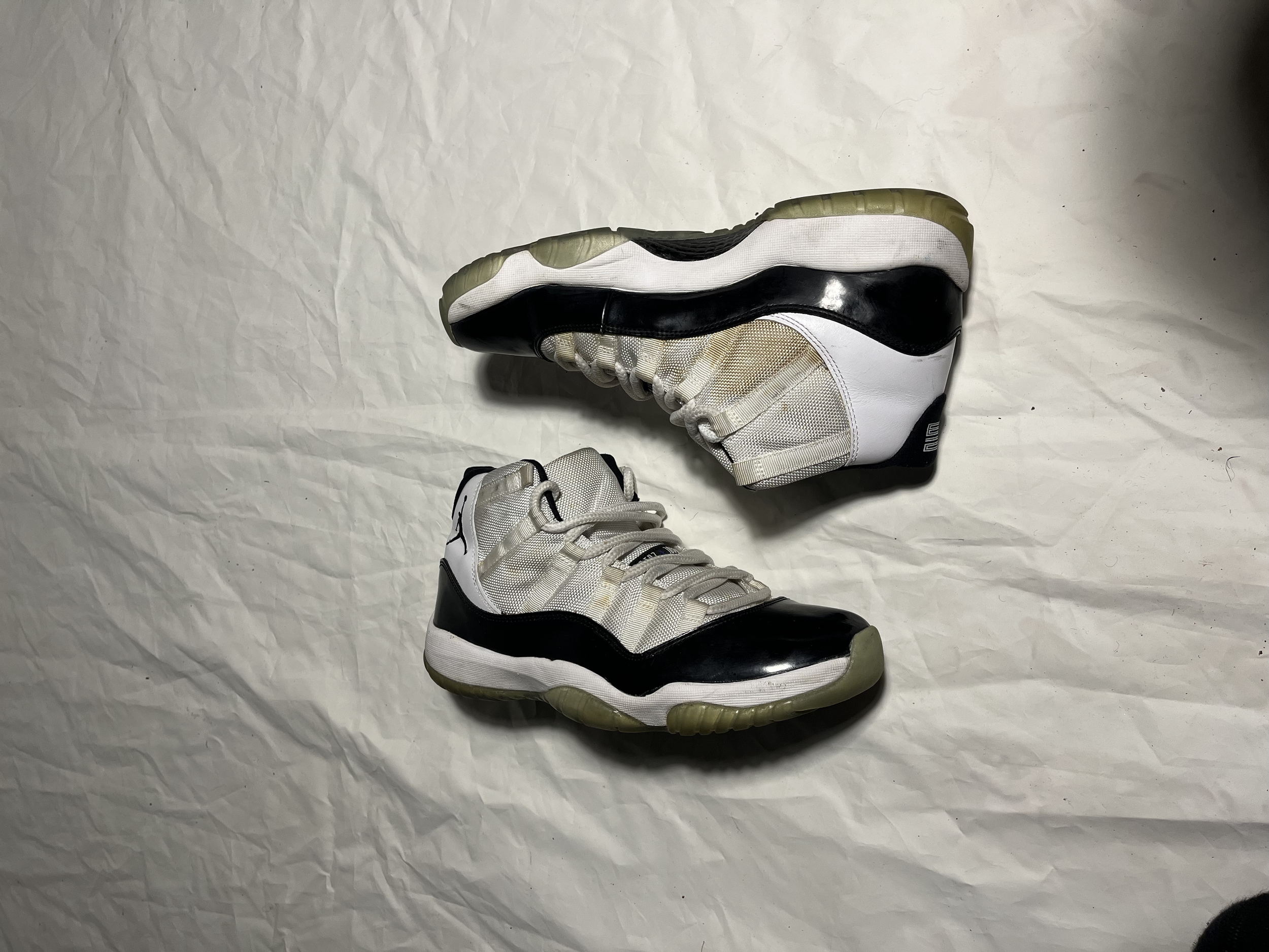 2011  Nike Air Jordan 11 'Concord'
