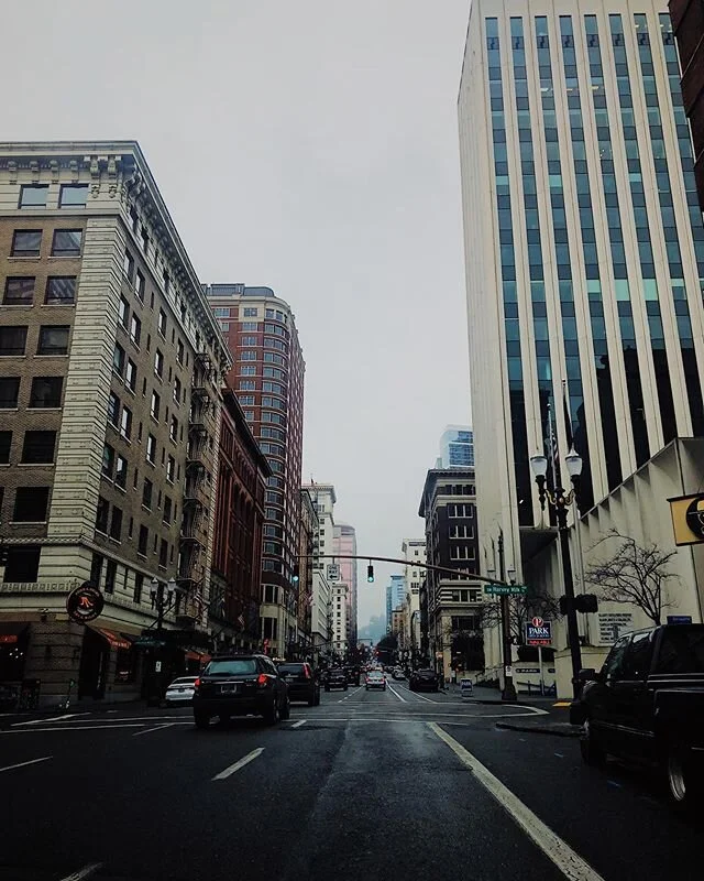 Moody city snaps. 📷 .
.
.
Missing our weekend getaway already!! .
.
#citystreets #moodygram #vscomoody #vscocam #instagramcamera #portlandoregon #portlandcitystreets #cityphotography #januaryinportland #january2020 #weekendgetaways #liketoria #liket