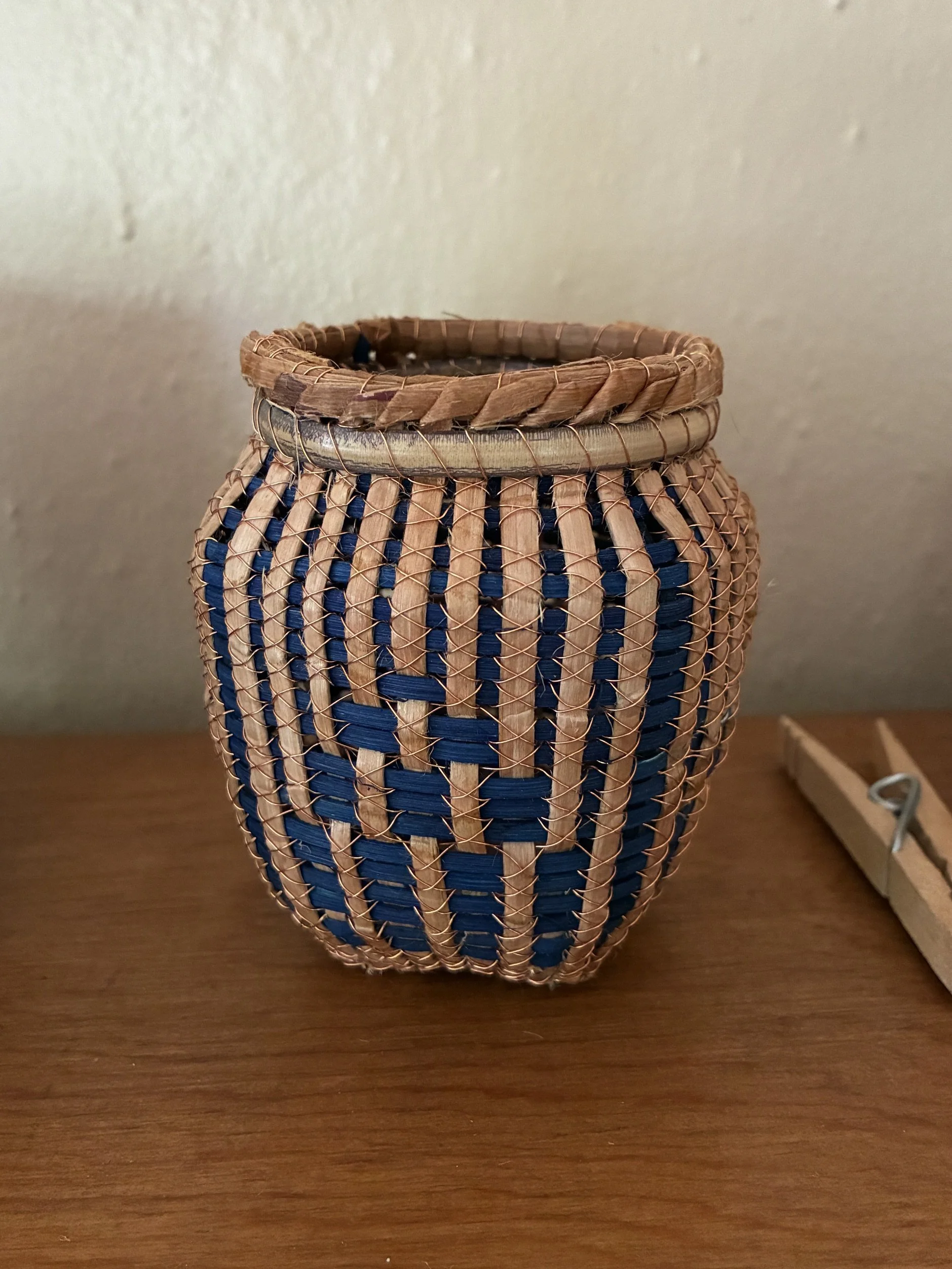 Wire X basket - Polly Sutton class.