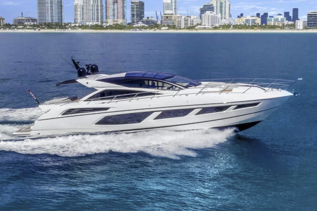voyager-miami-yacht-purchase-sunseeker-68-01.jpg