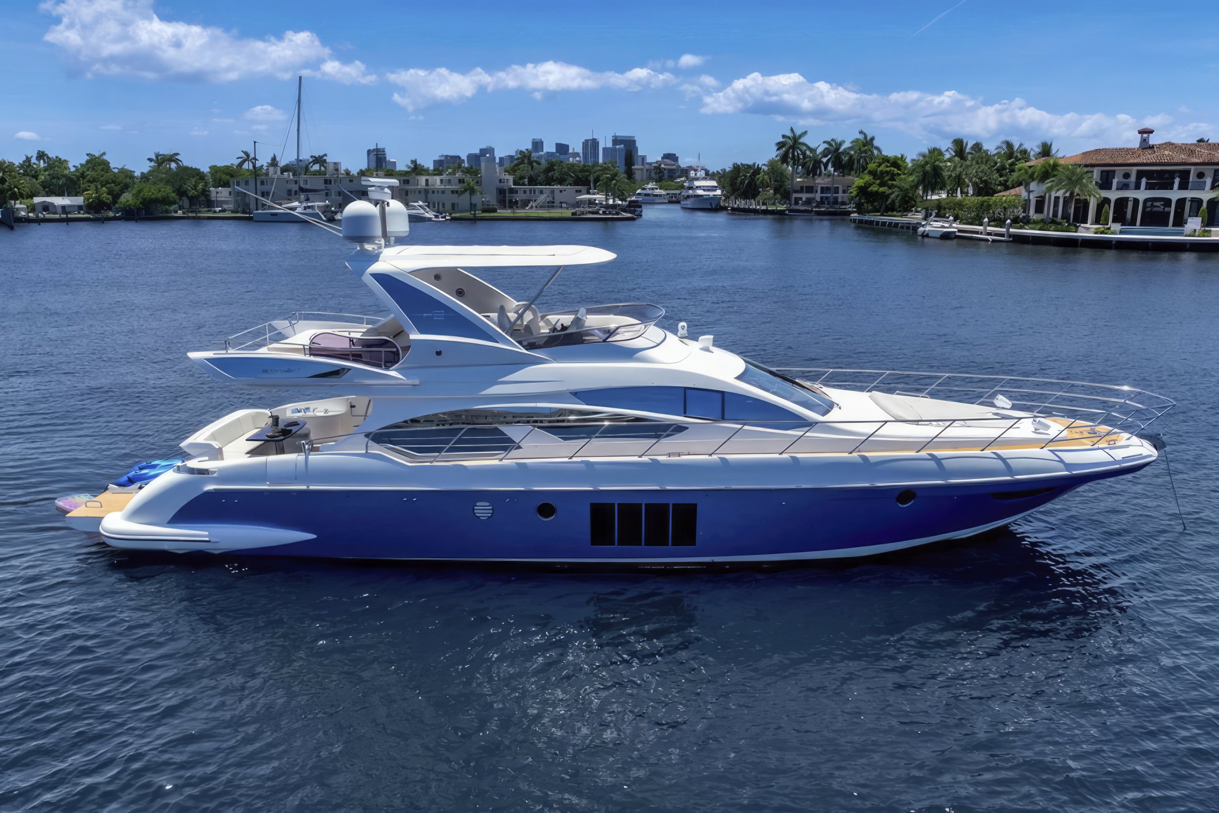 Azimut 64'