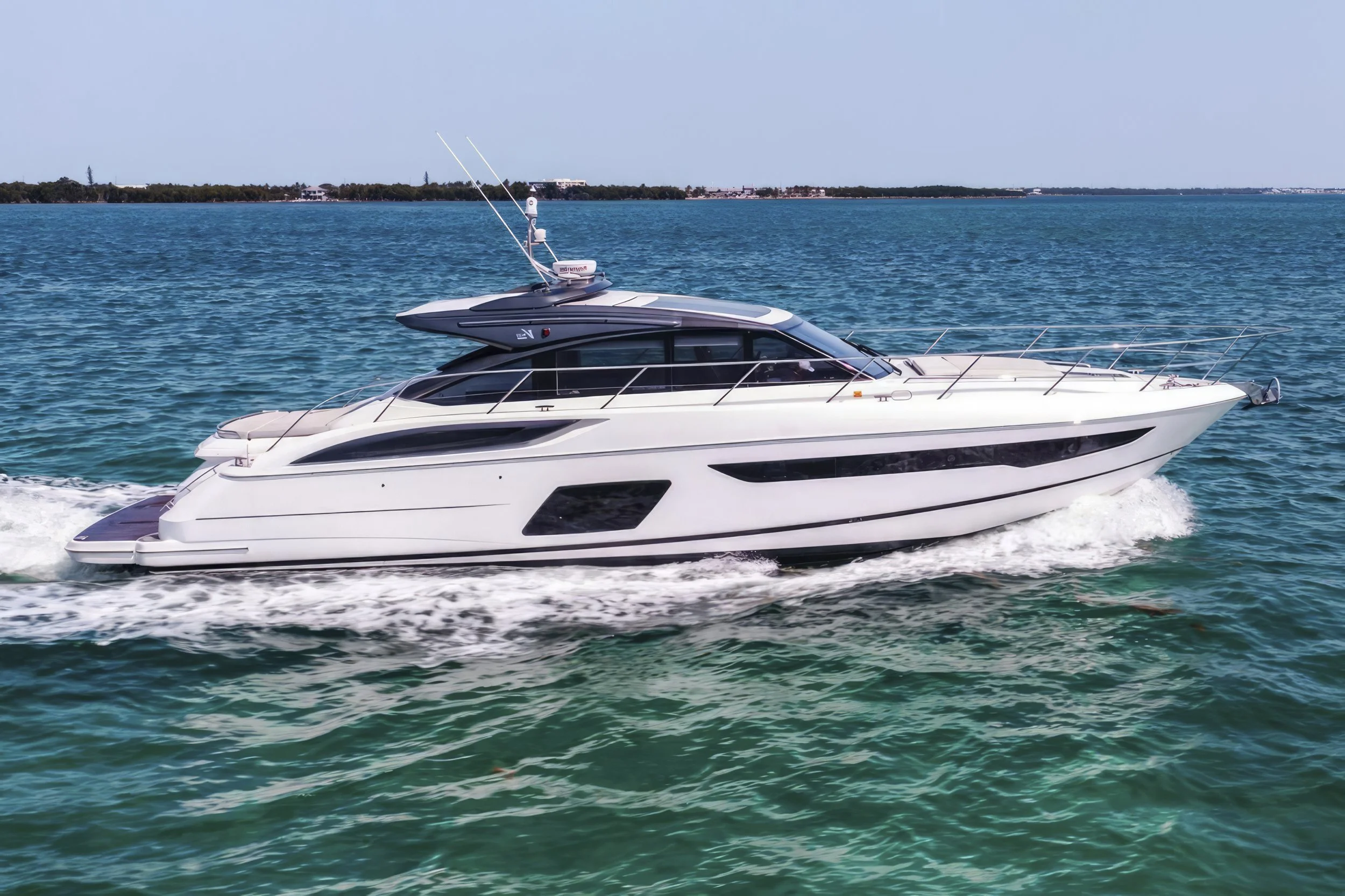 voyager-miami-yacht-for-purchase-2018-princess-58-shanti-01.jpg