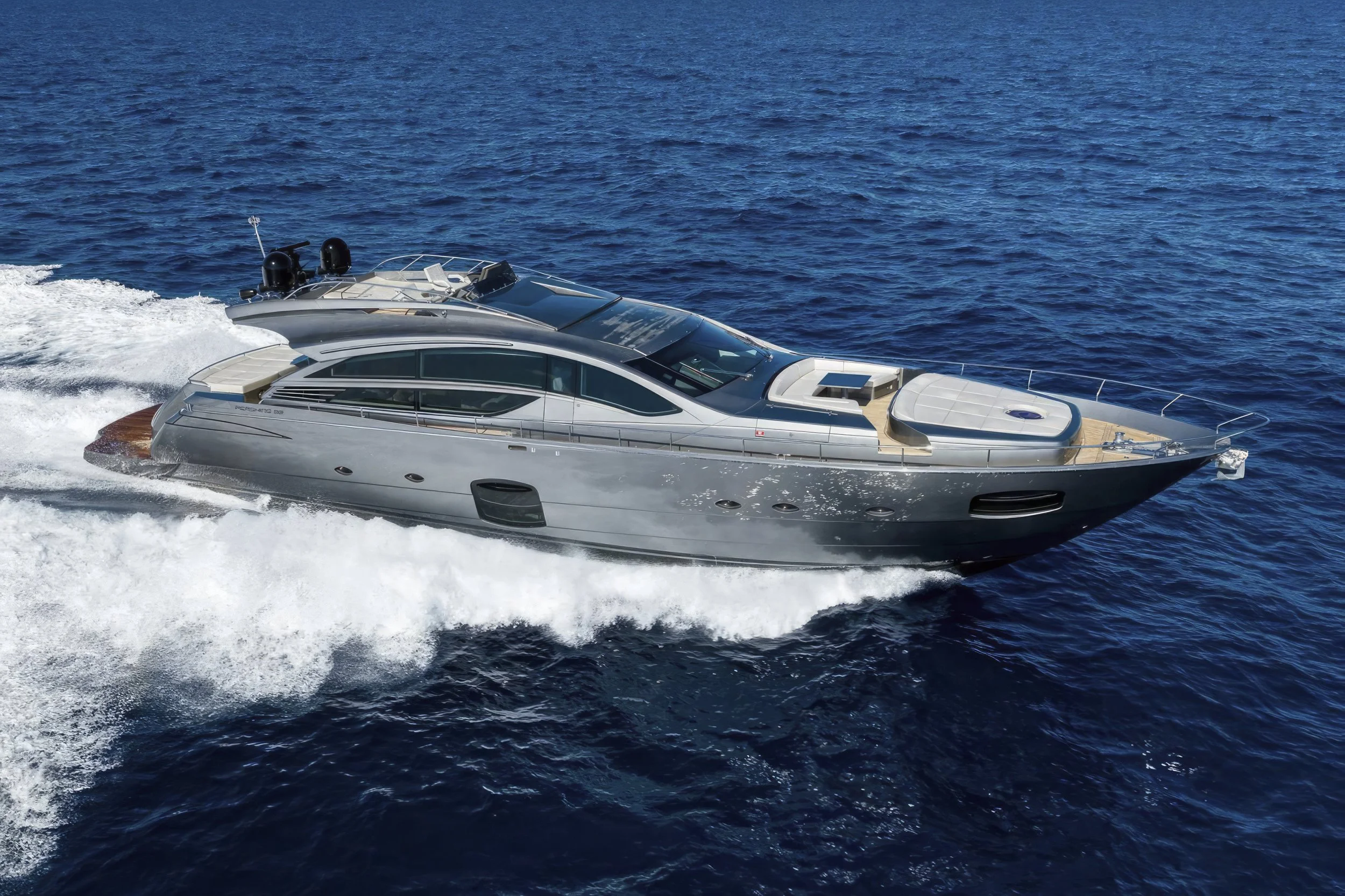 voyager-miami-yacht-for-purchase-2018–pershing-82-humble-and-hungry-01.jpg