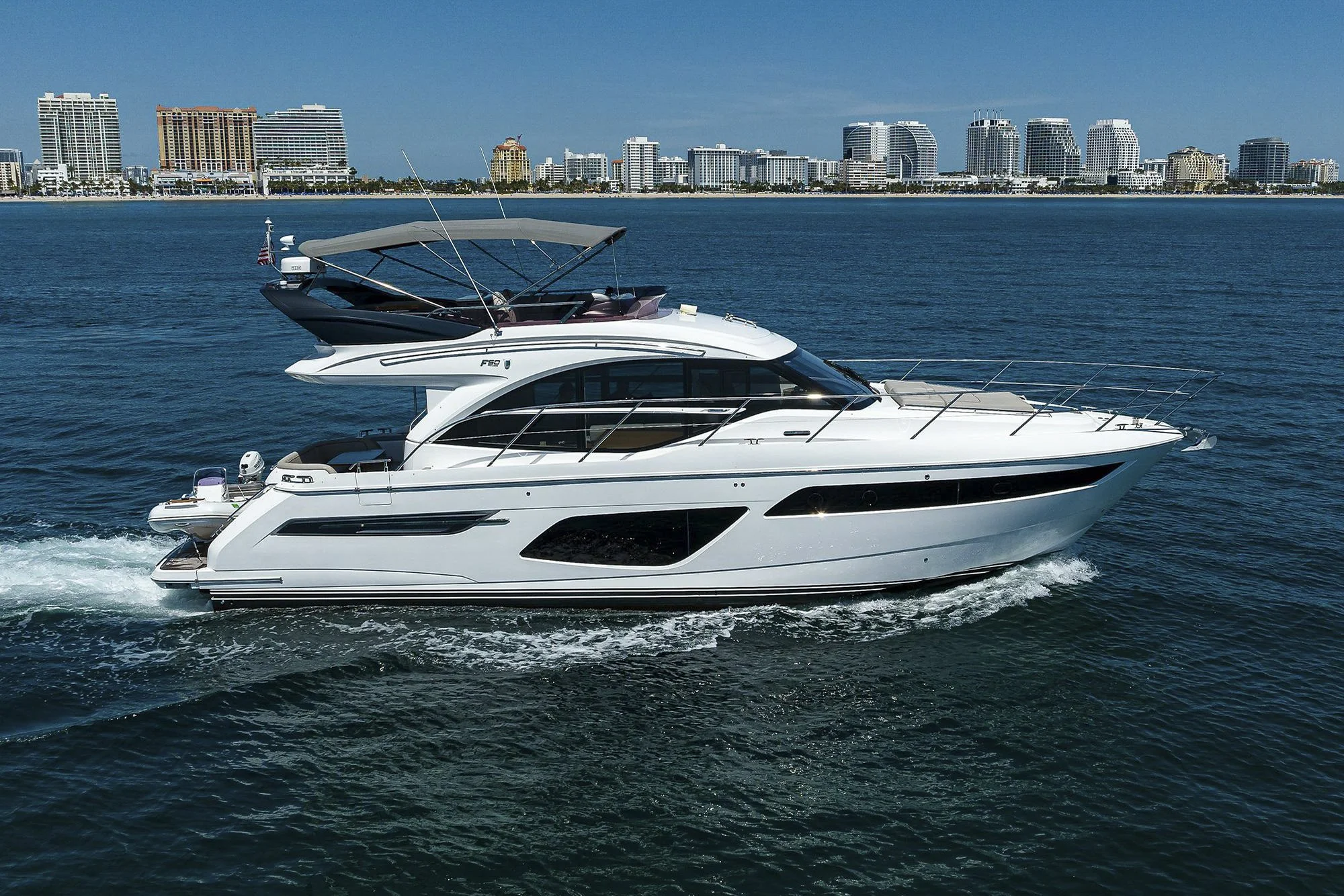 voyager-miami-yacht-for-purchase-2021–princess-50-applause-01.jpg