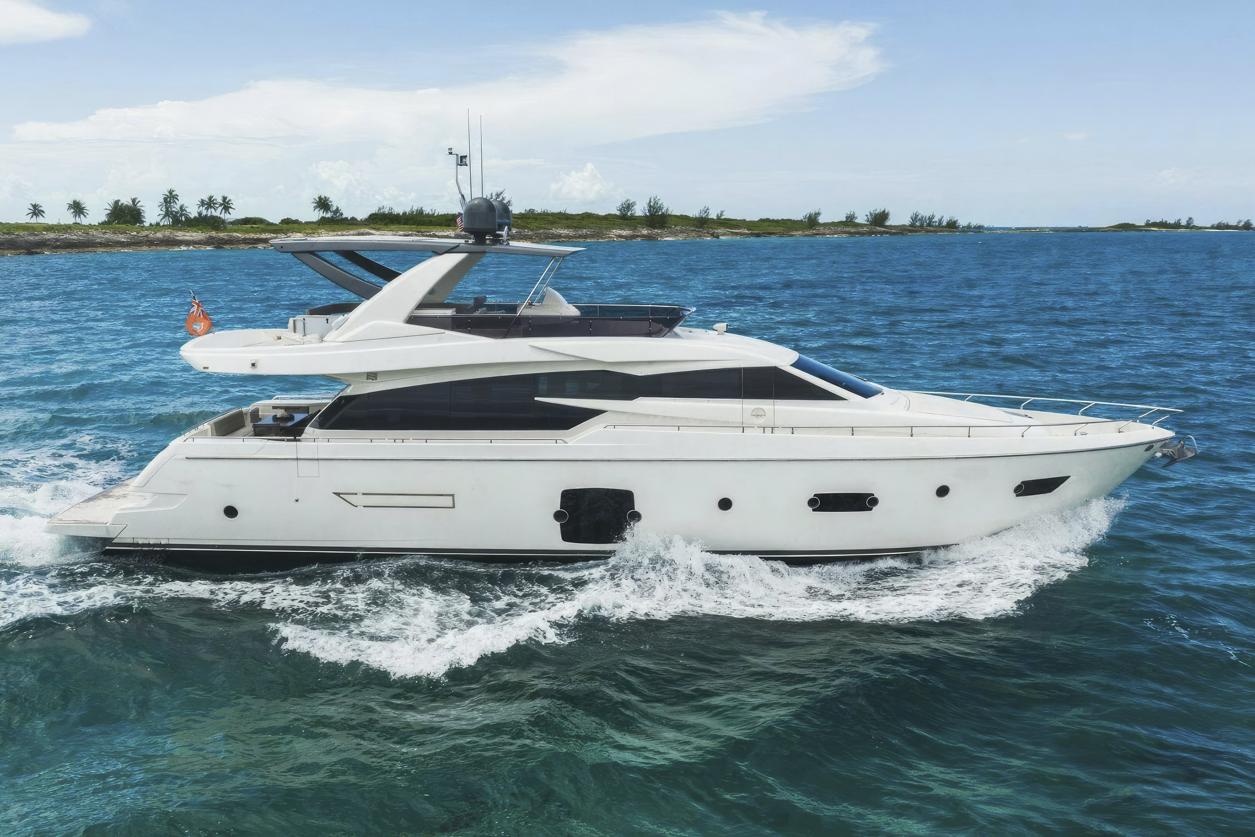 voyager-miami-yacht-for-charter-ferretti-75-kudu-01.jpg