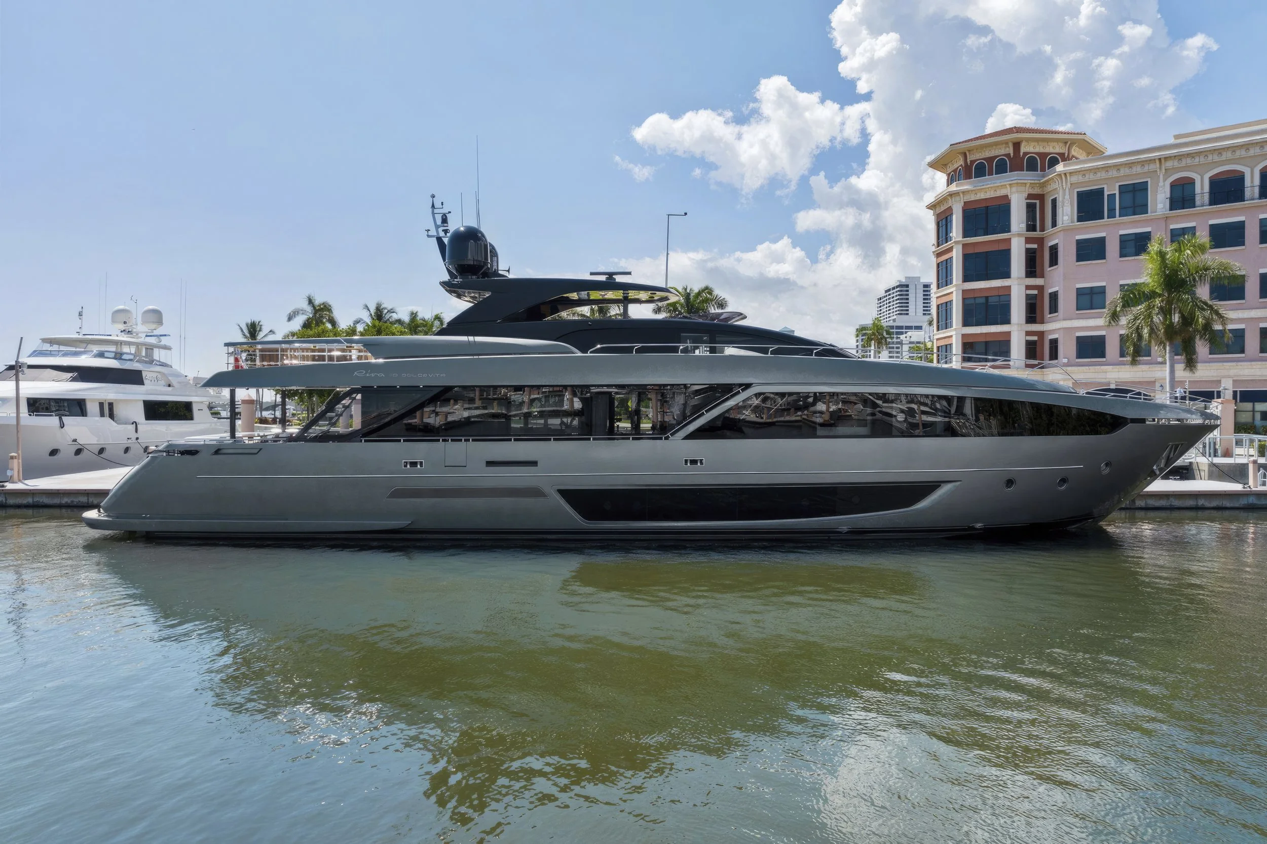voyager-miami-yacht-for-purchase-2024–riva-110-dolcevita-01.jpg