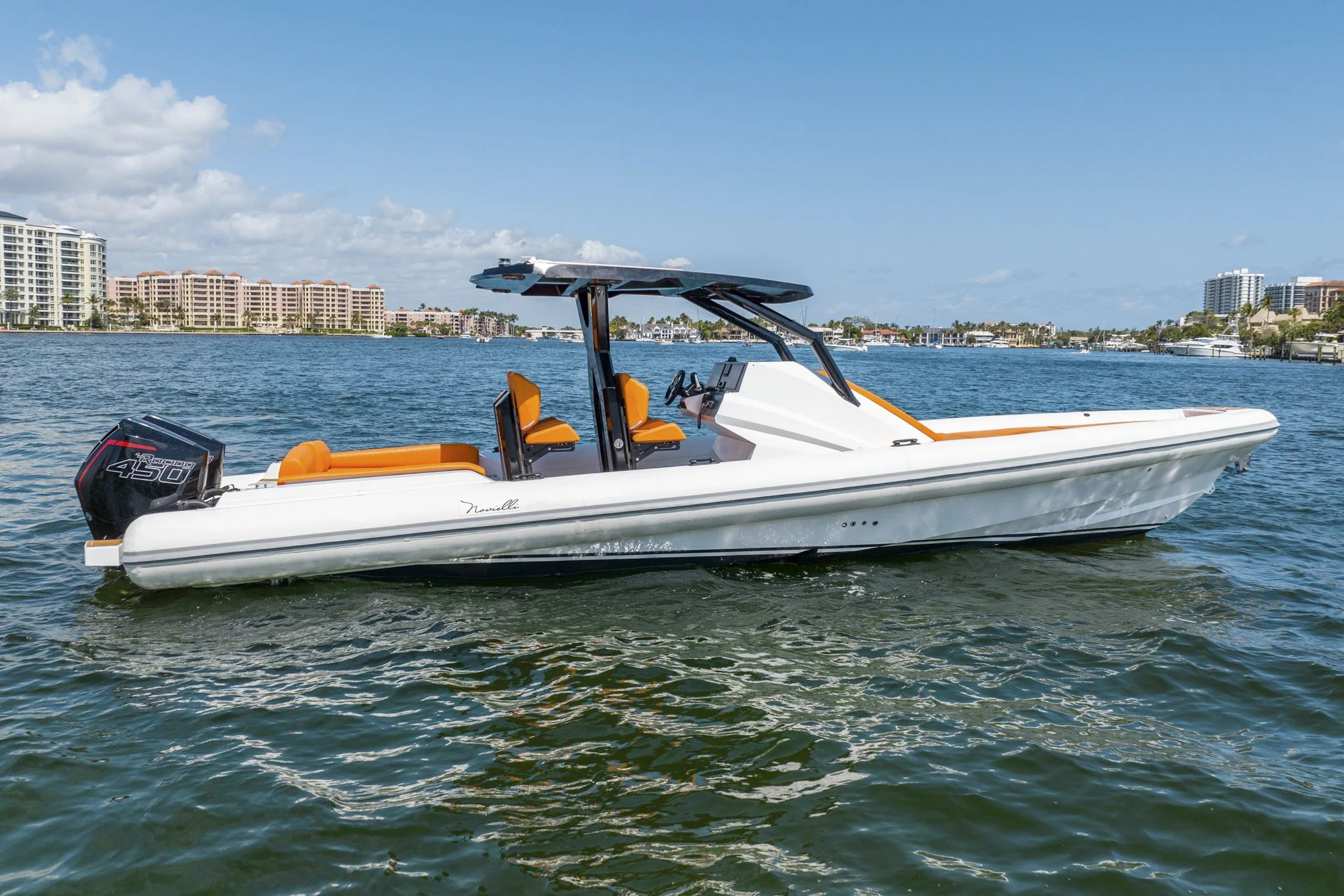 voyager-miami-yacht-for-purchase-2024–novielli-34-veloche-01.jpg