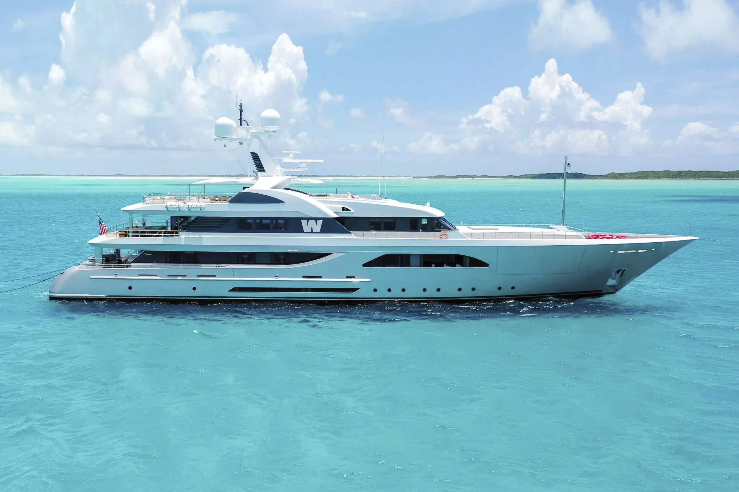 voyager-miami-yacht-for-purchase-2013–feadship-188-w-01.jpg