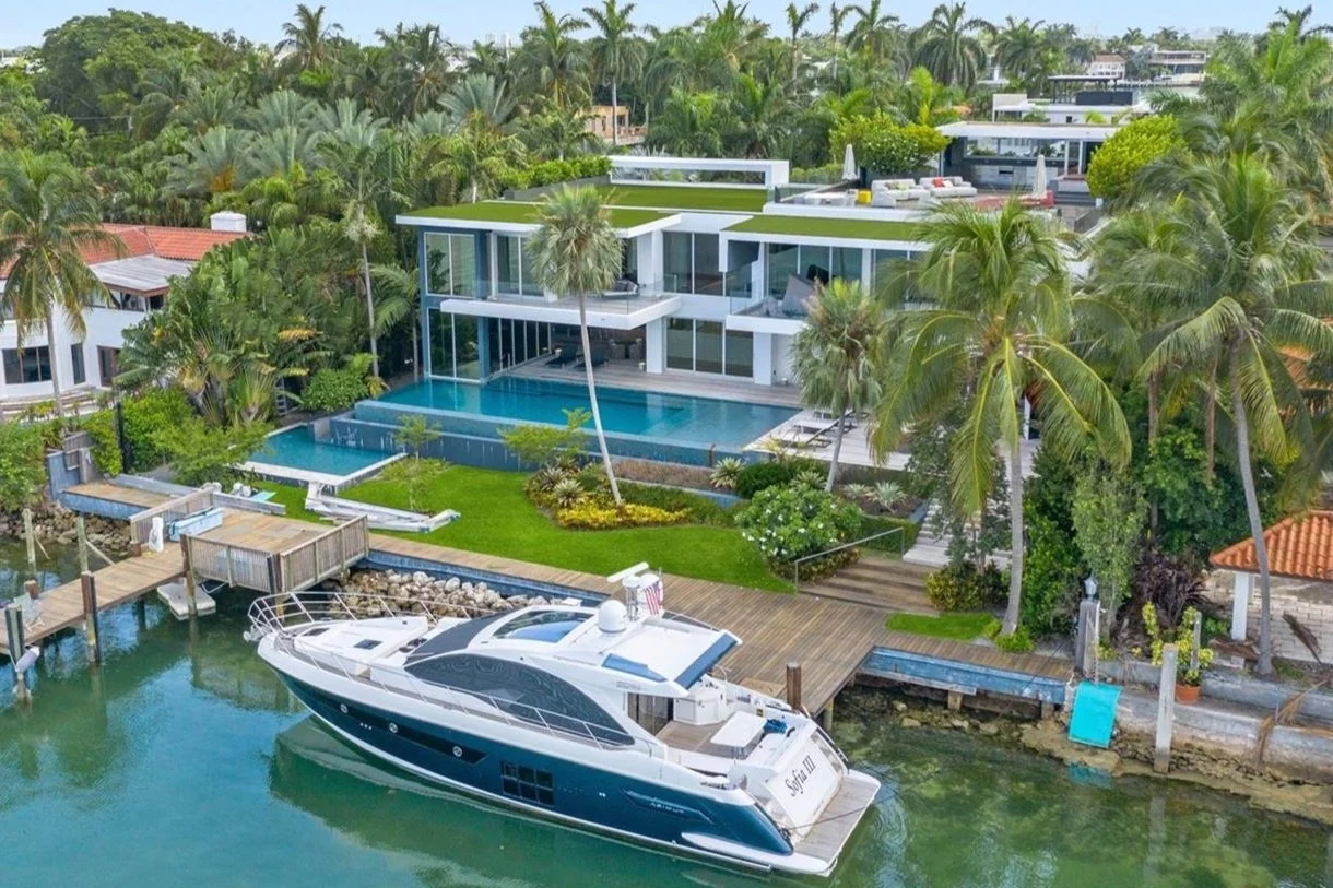 900 Brickell Key