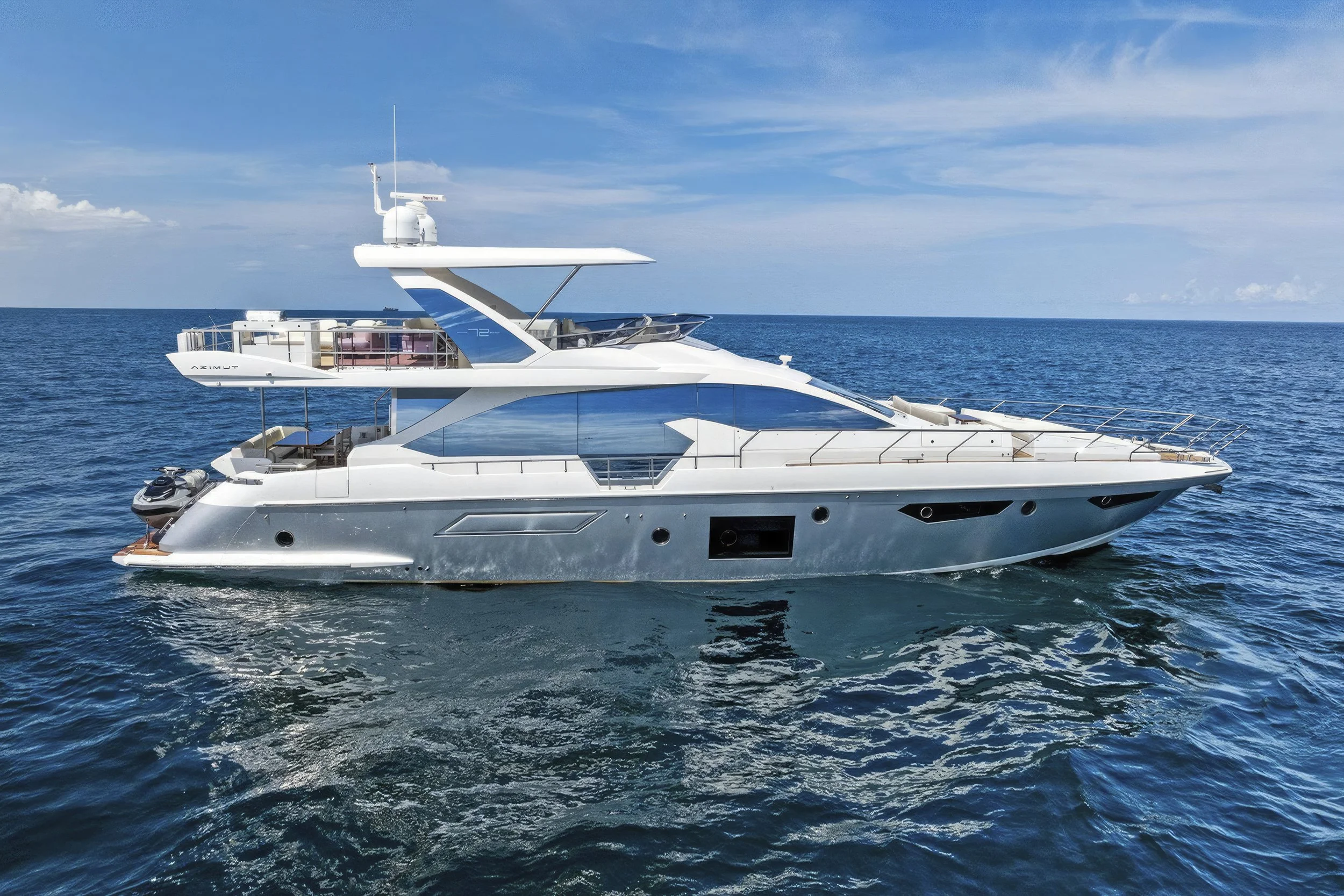 voyager-miami-yacht-for-purchase-2019–azimuti-72-ave-marie-01.jpg